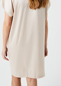 Robe froncée à bijoux en soie - Beige