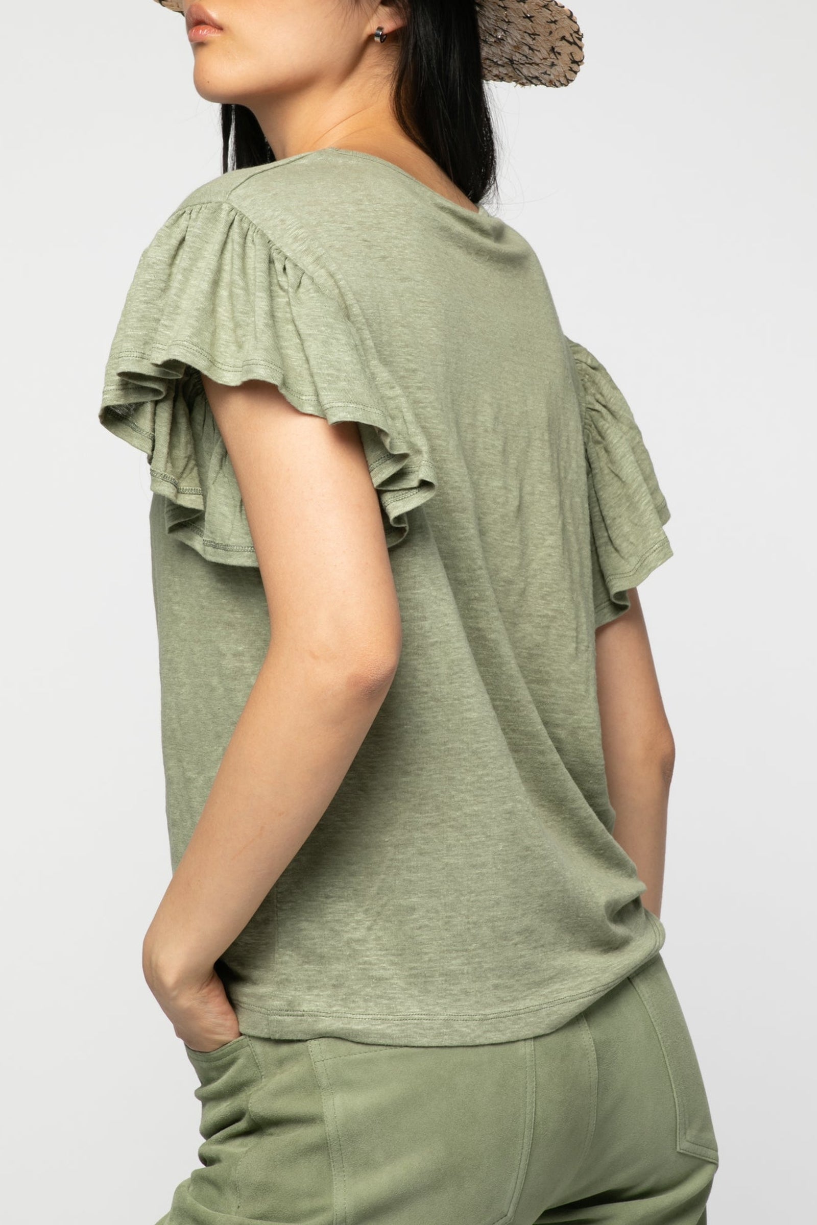 Tallulah linen top with ruffled sleeves - Almond