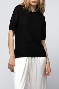 Tama knitted top with embroidered hearts - Black