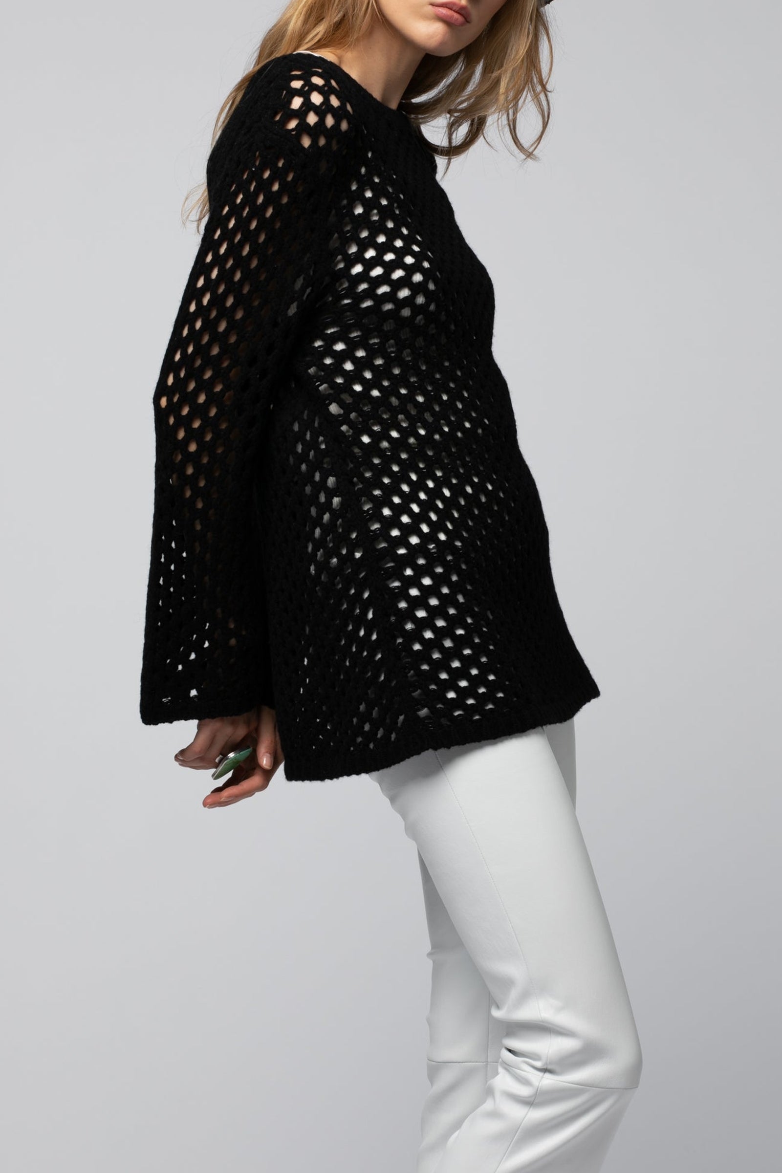 Perine openwork jumper - Black