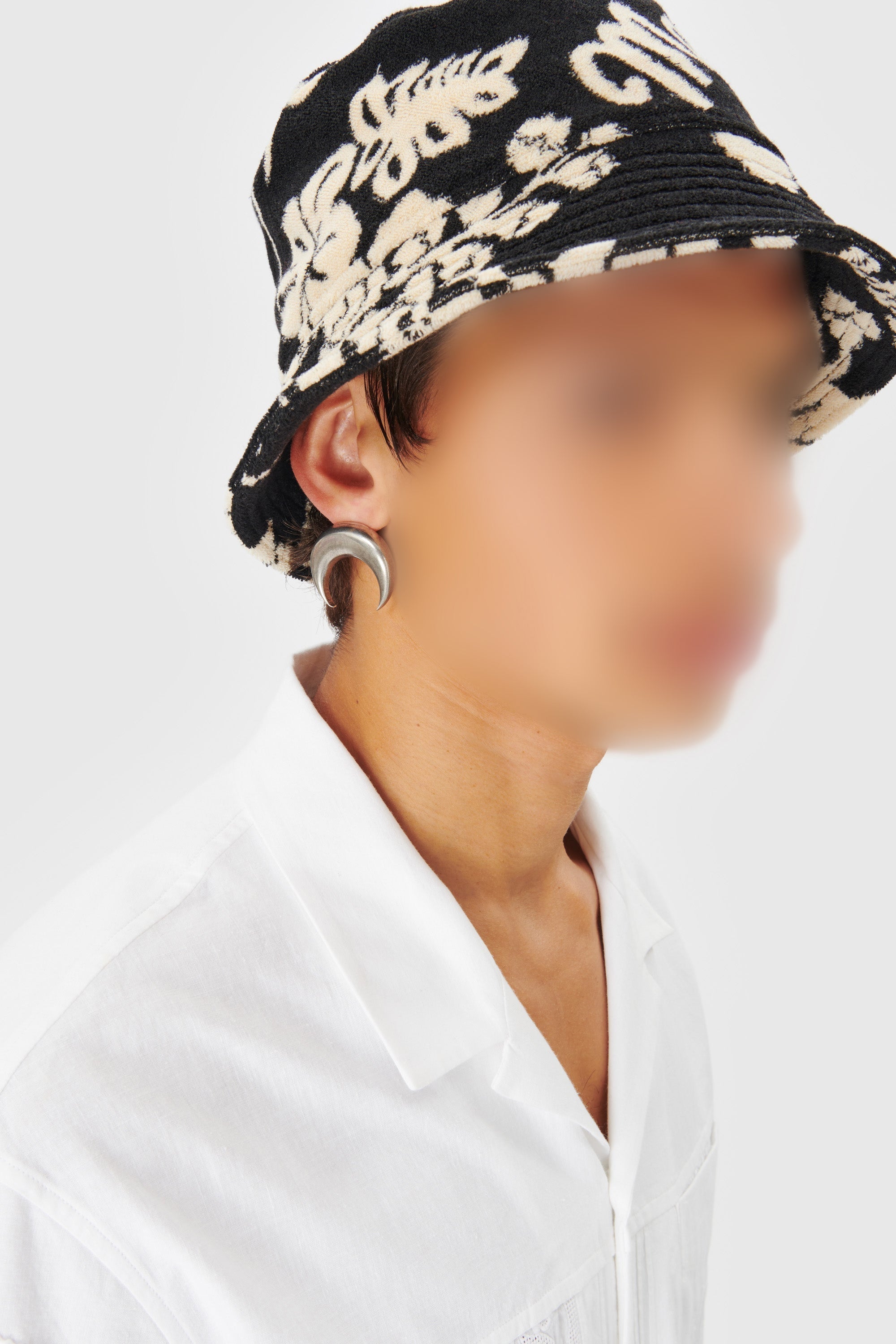 PRIX MARQUE : 65€_Black Bob - Black
