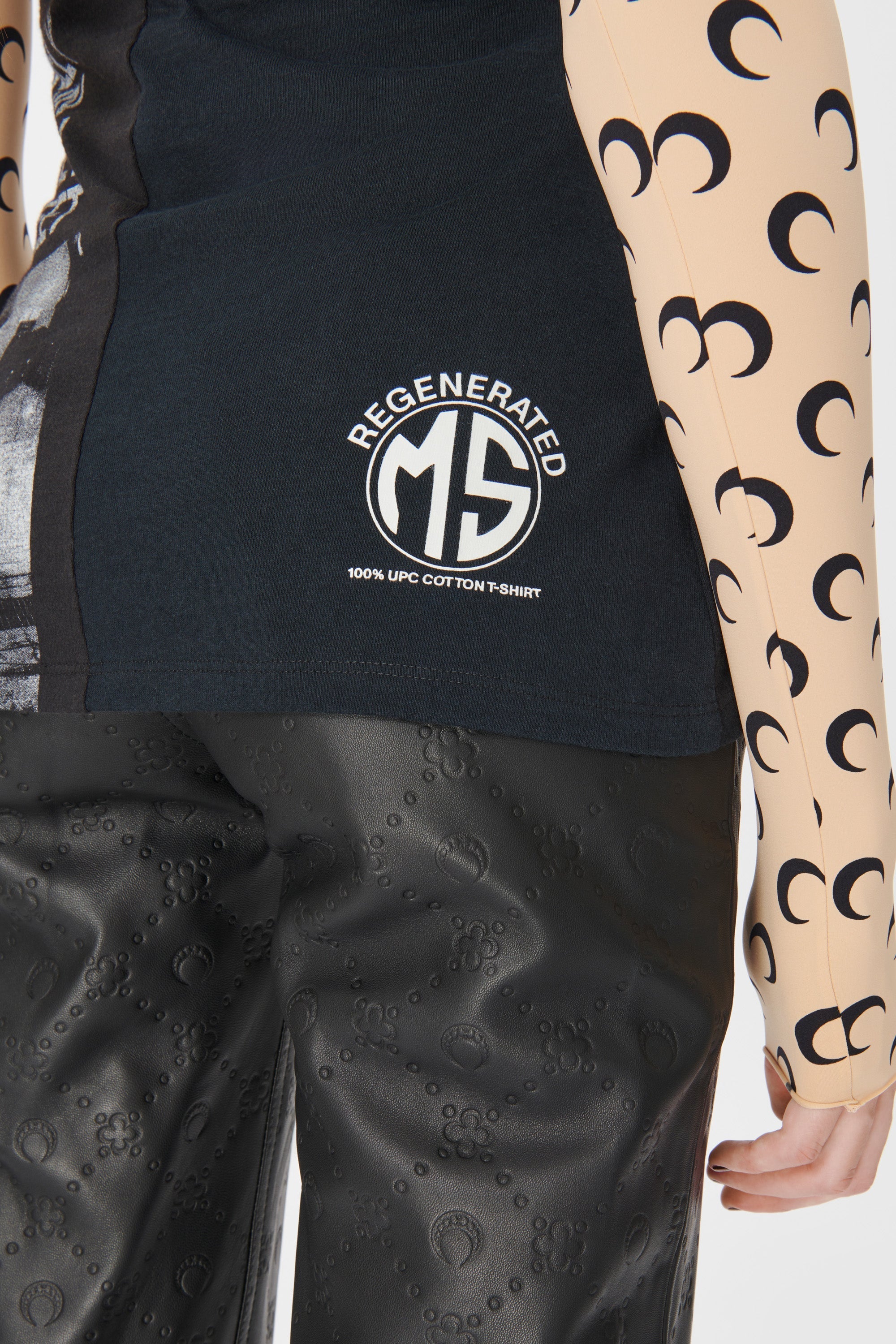 PRIX MARQUE : 95€_Black Top - Black