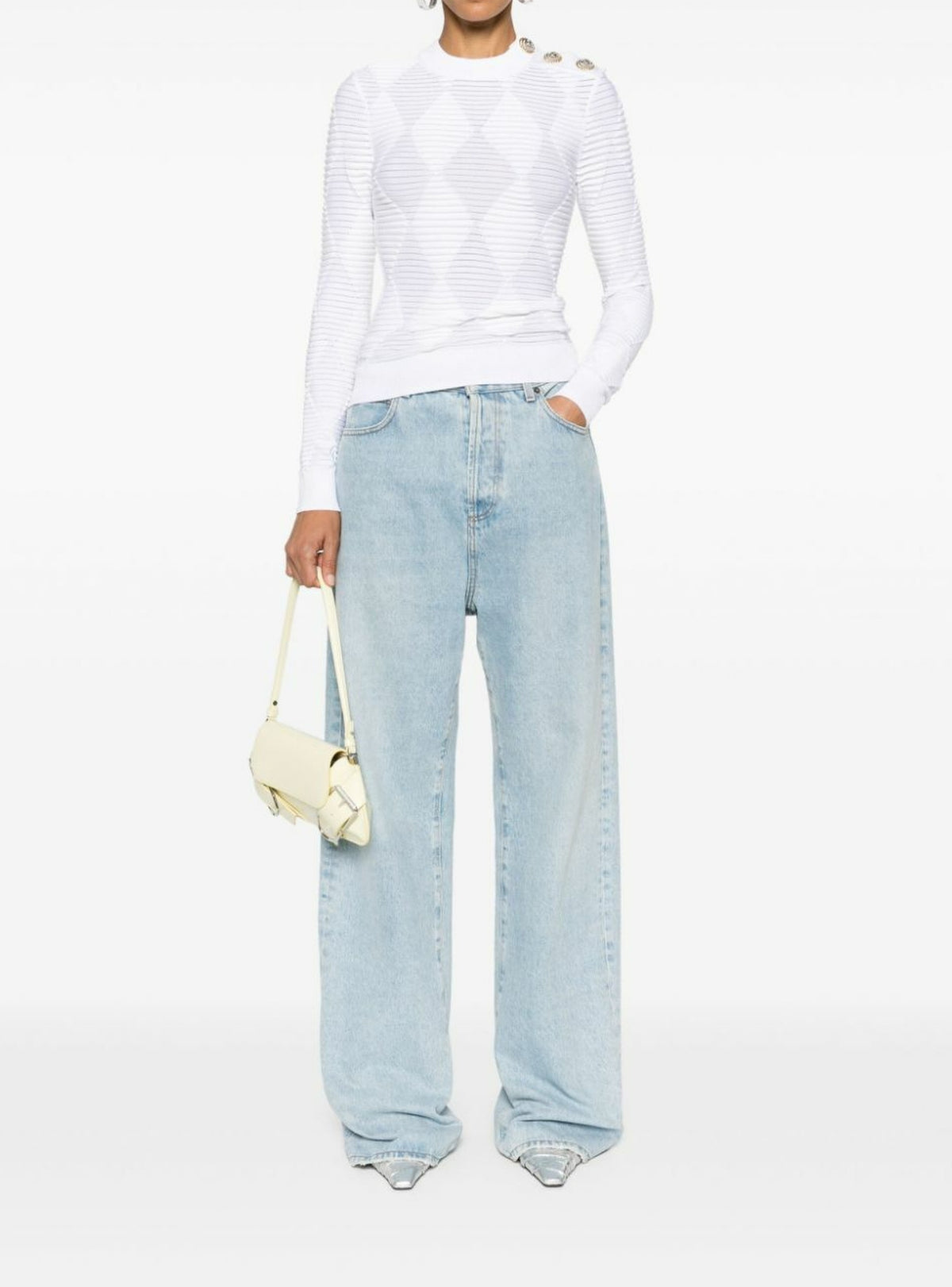 Knit top with 3 buttons - White