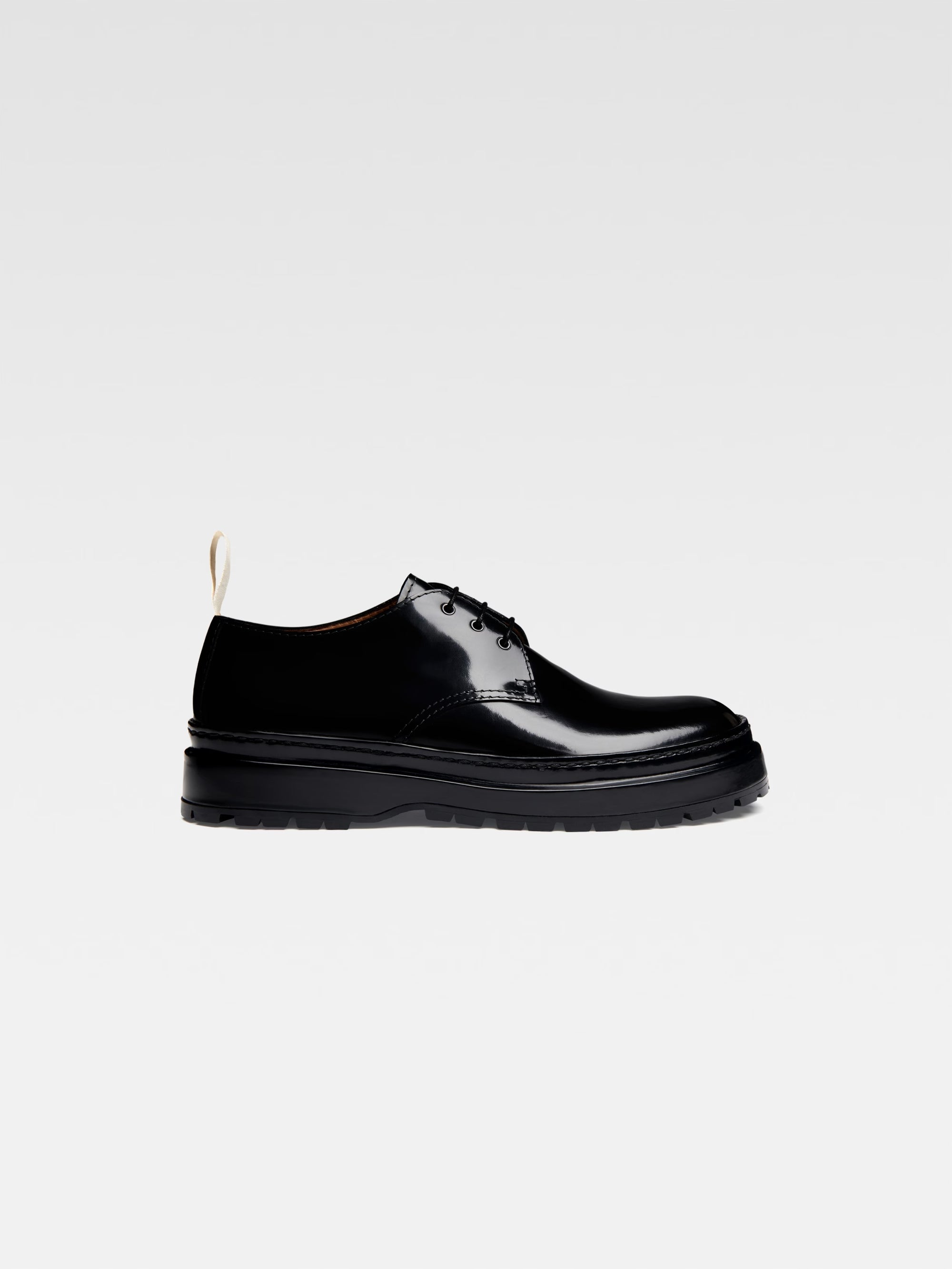 LES DERBIES PAVANE