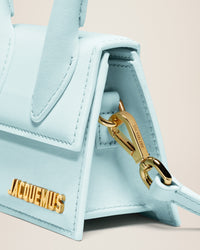 PALE BLUE LE CHIQUITO