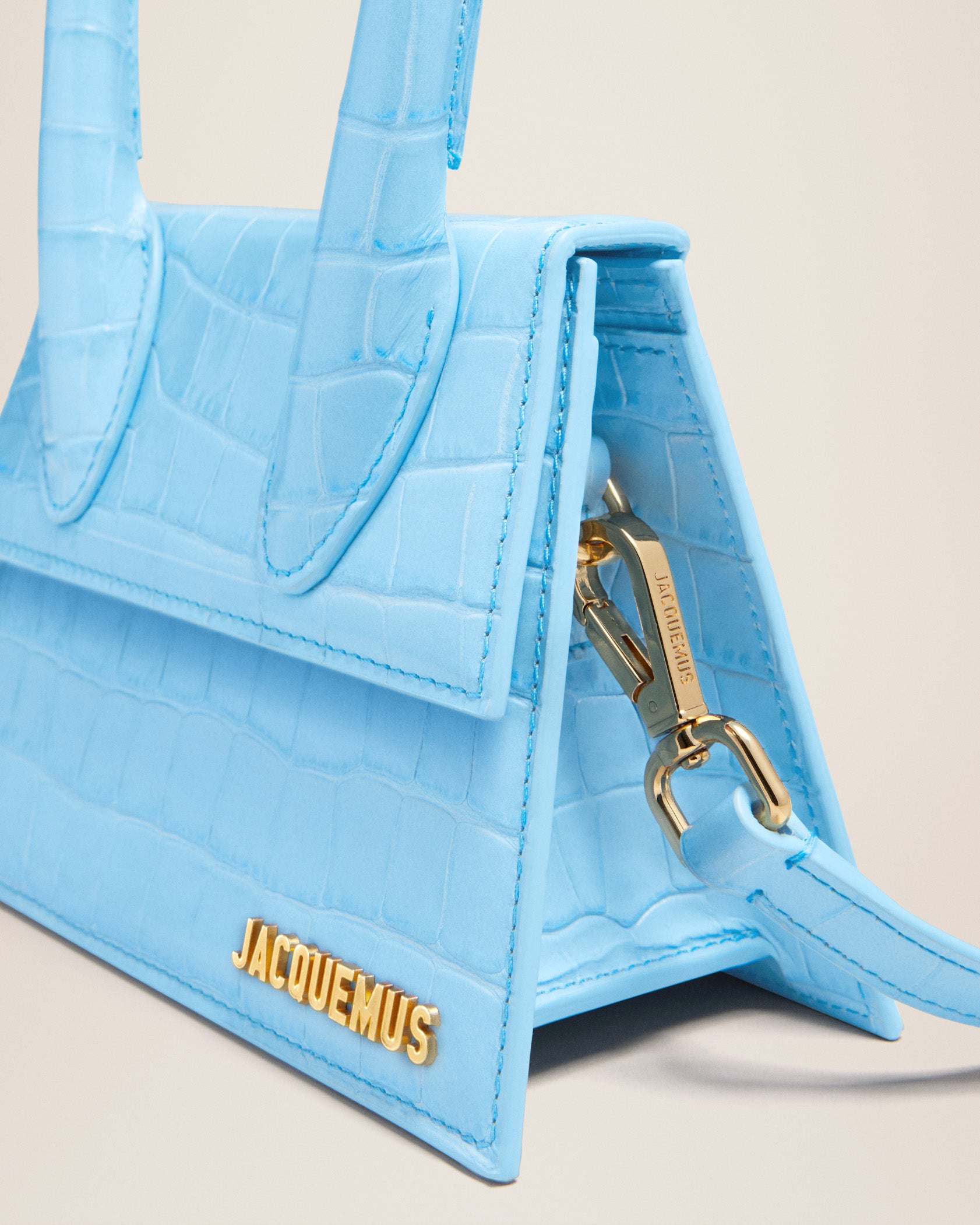 BLUE LE CHIQUITO MOYEN