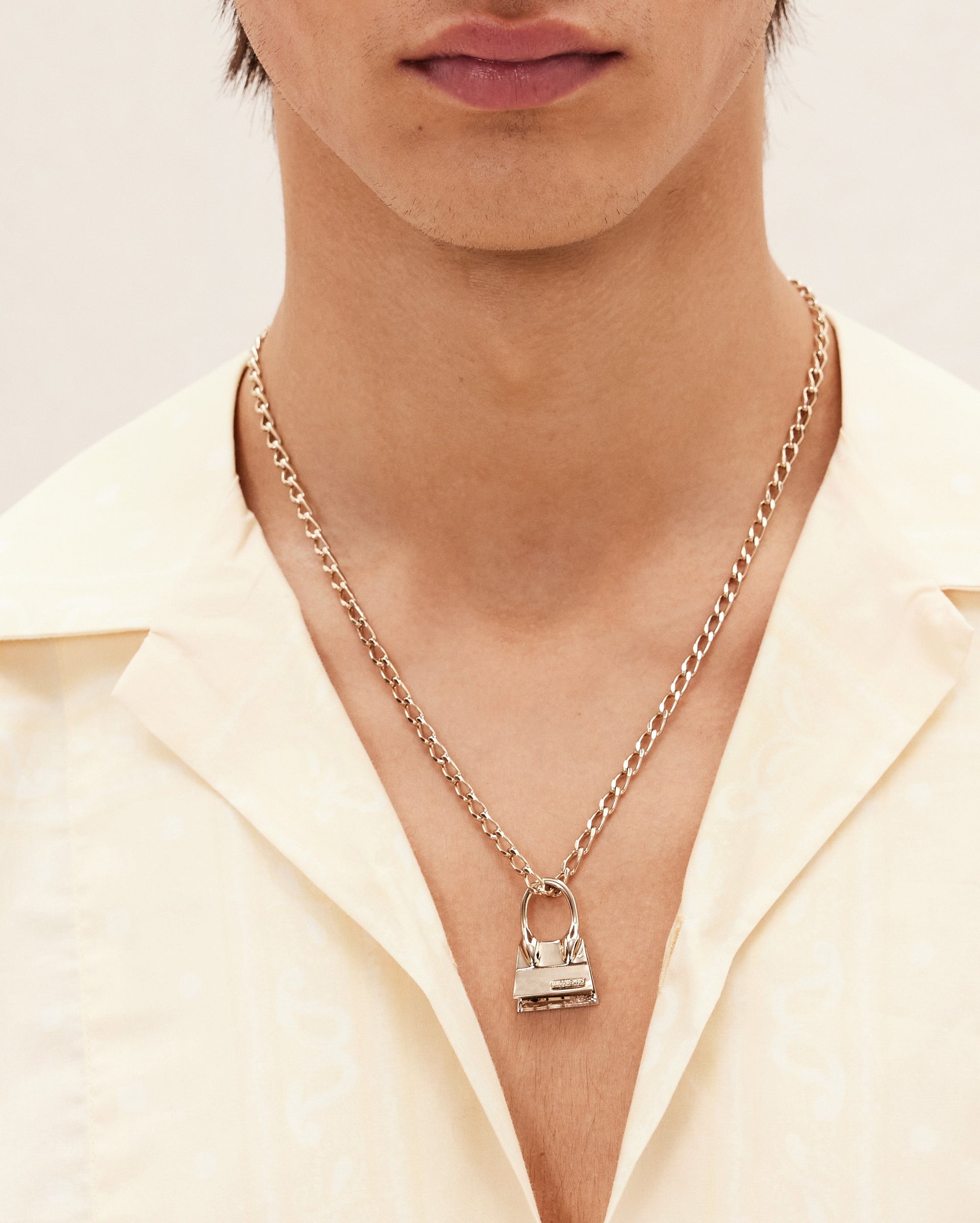 LIGHT GOLD LE COLLIER CHIQUITO