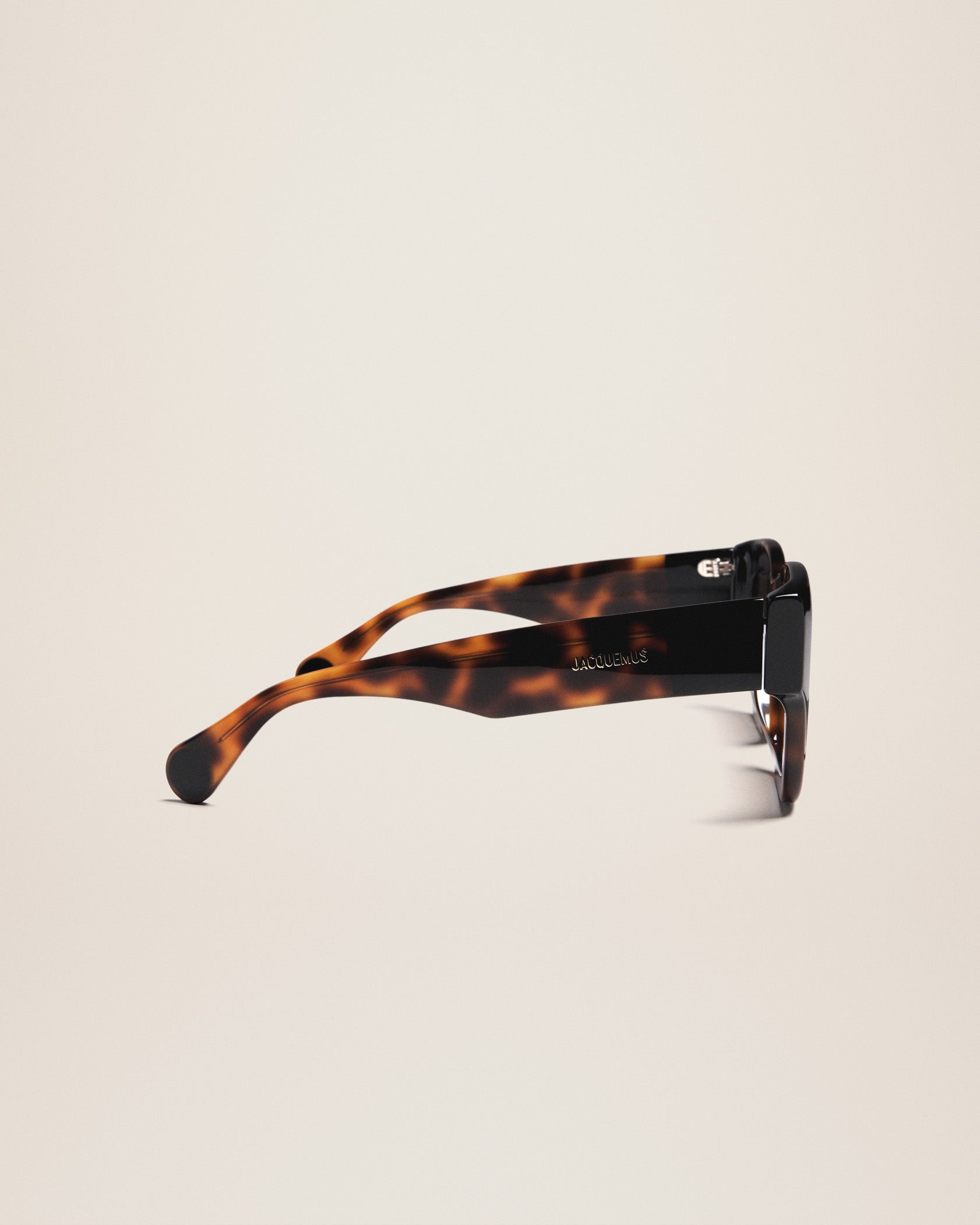 LES LUNETTES BACI