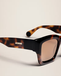 LES LUNETTES BACI