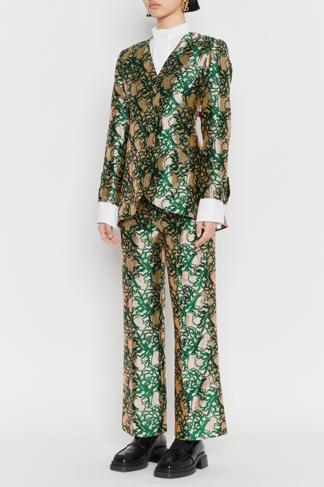 BEIGE & FOREST YOSHI SATIN JACQUARD pantalon évasé en satin