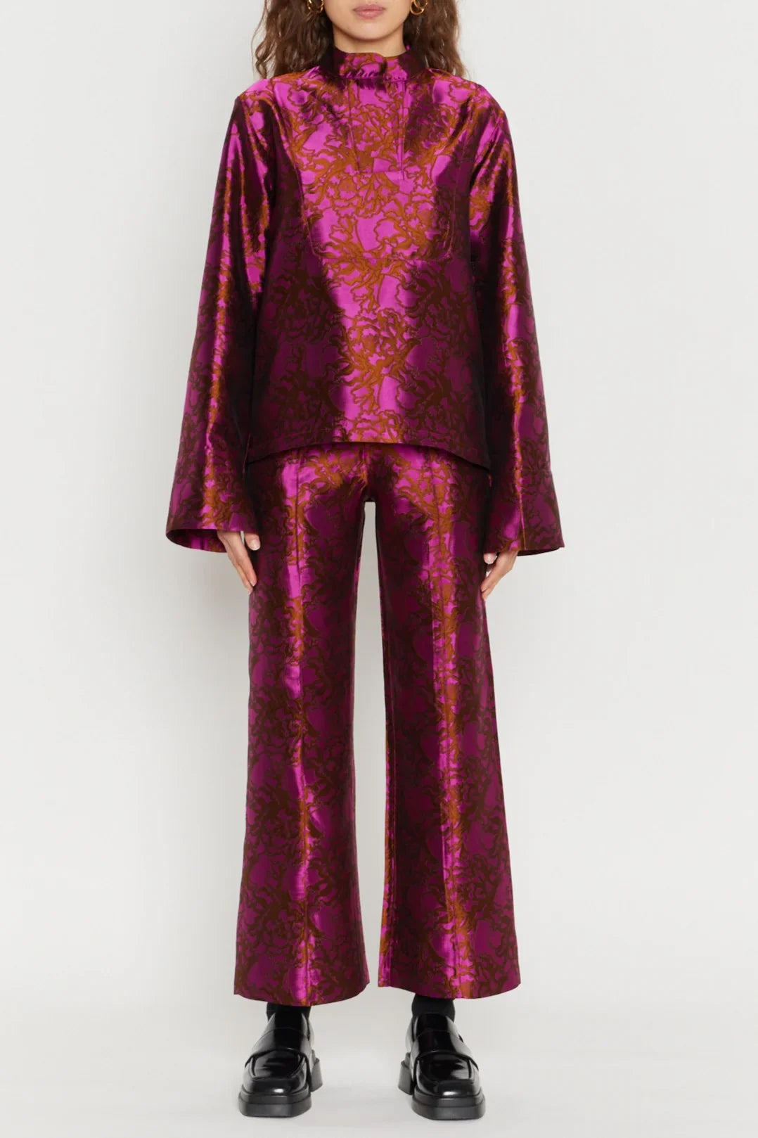 FUSCHIA & BROWN  YOSHI SATIN JACQUARD pantalon évasé en satin