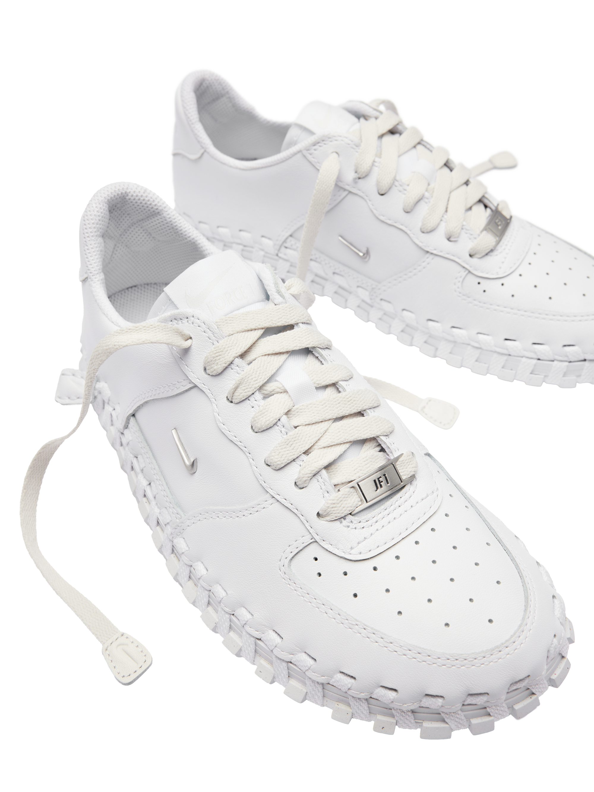 WHITE NIKE J FORCE