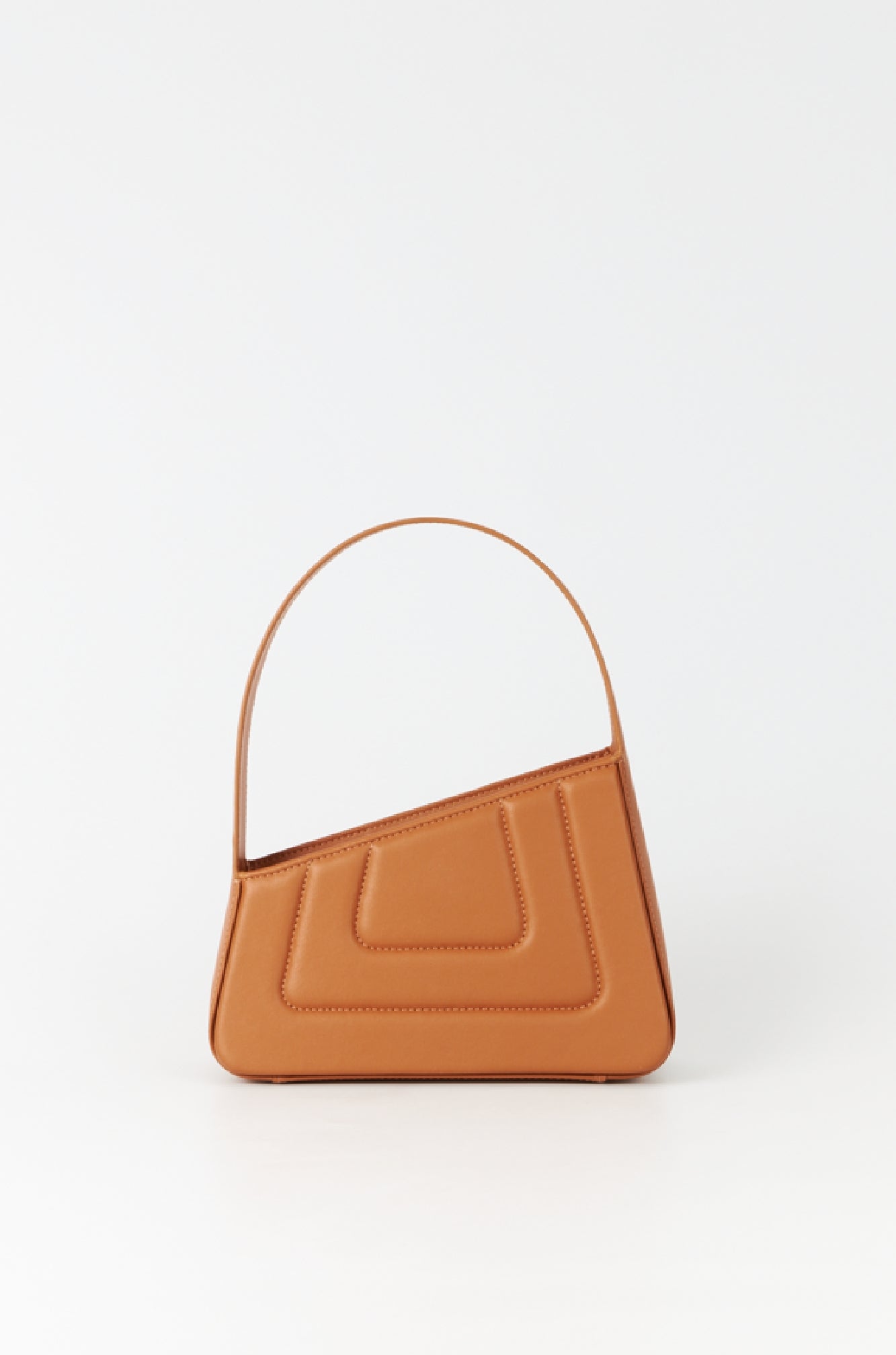 6qty NEW / TABACCO ALBERT SMALL QUILTED Mini-sac asymétrique en cuir matelassé