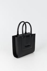 BLACK SMALL SOL TOTE QUILTED petit sac fourre-tout structuré en cuir