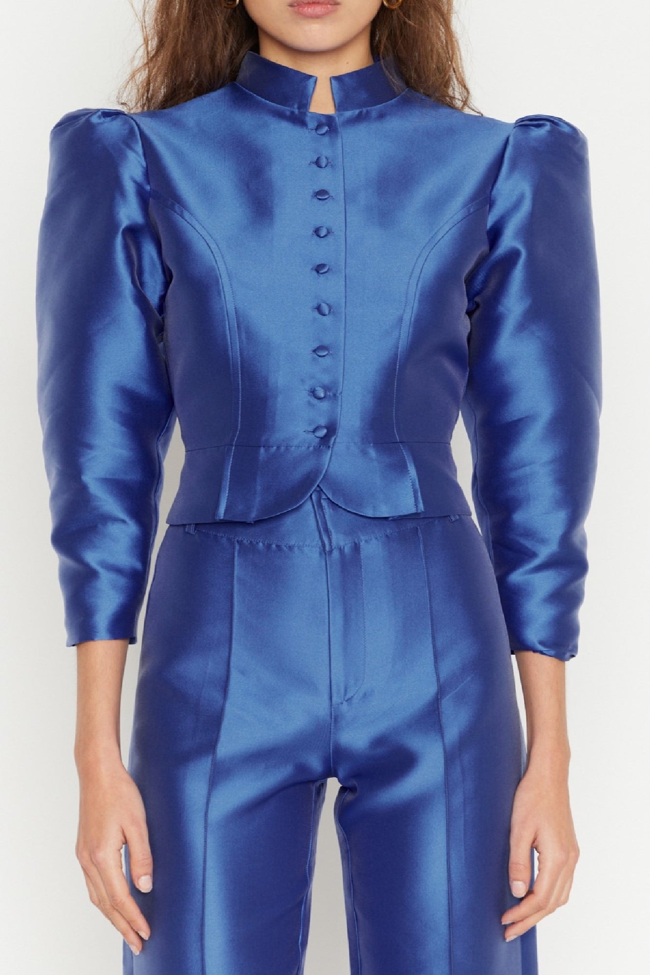 COBALT AMOAKO SMART veste à manches bouffantes en satin