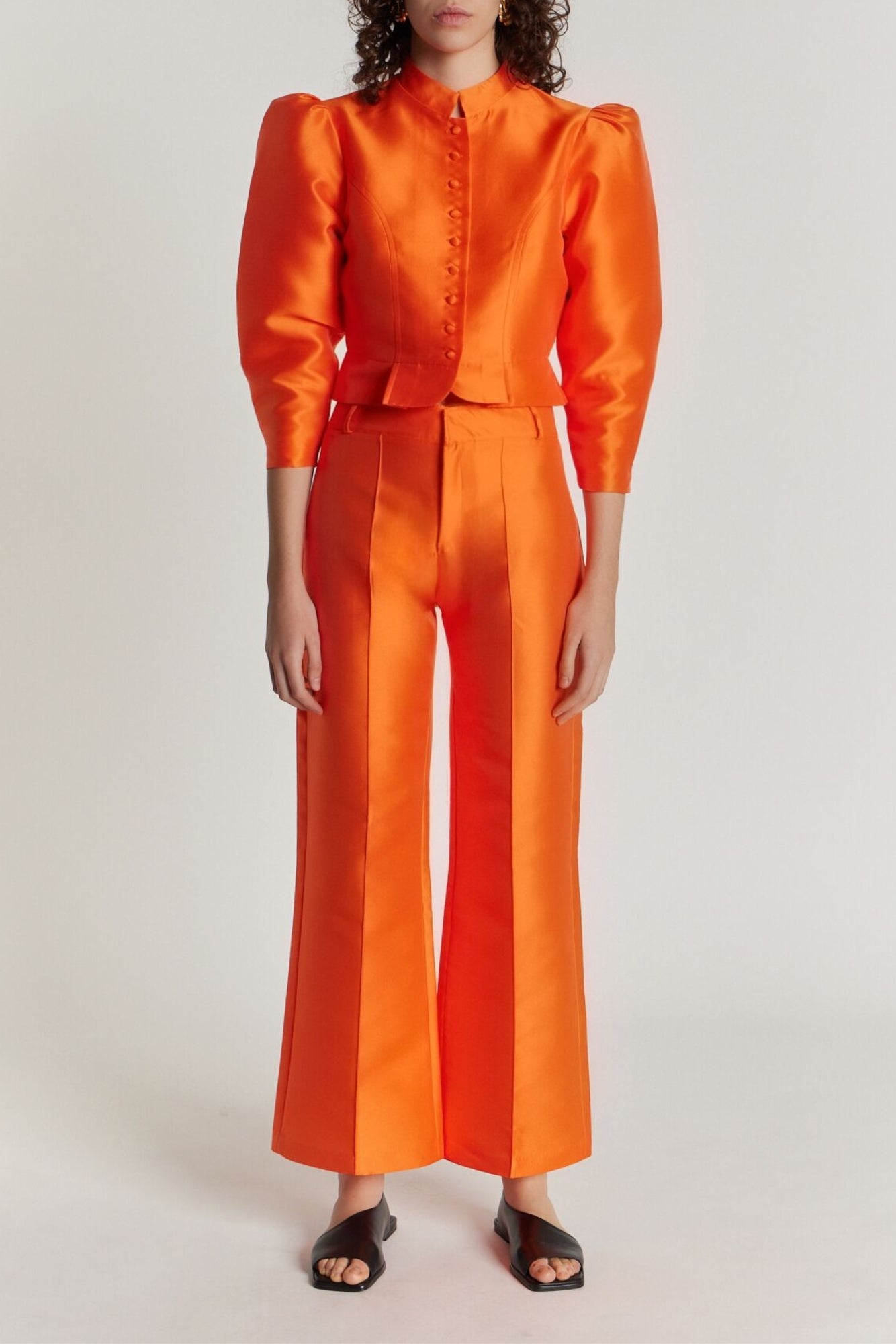 ORANGE YOSHI SMART pantalon évasé en satin
