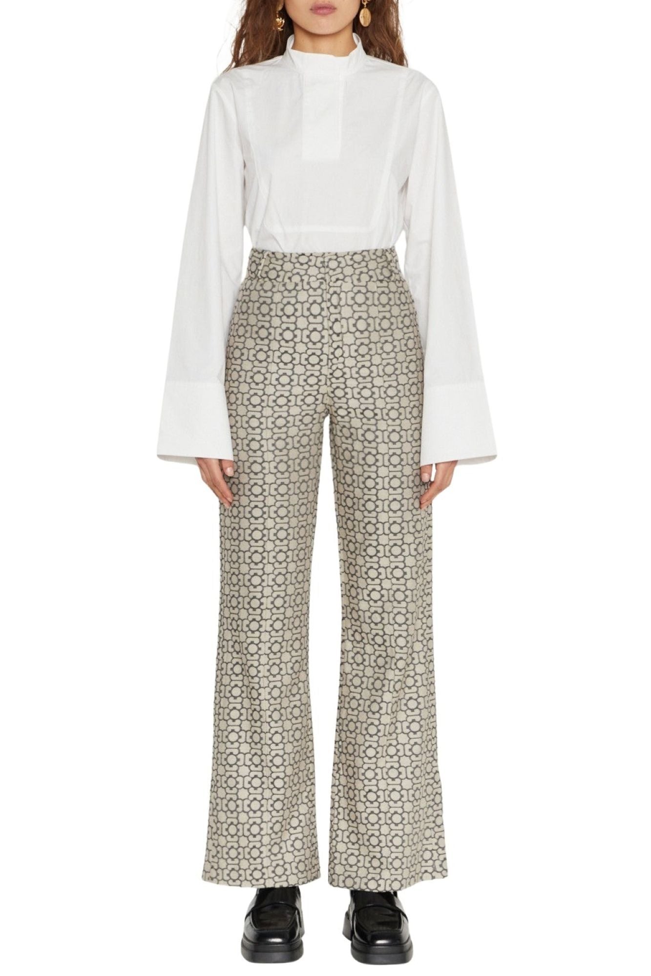GREY YOSHI PANTS SMART JACQUARD pantalon évasé en satin jacquard