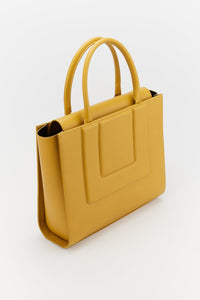 MUSTARD SOL MEDIUM QUILTED sac fourre-tout structuré en cuir