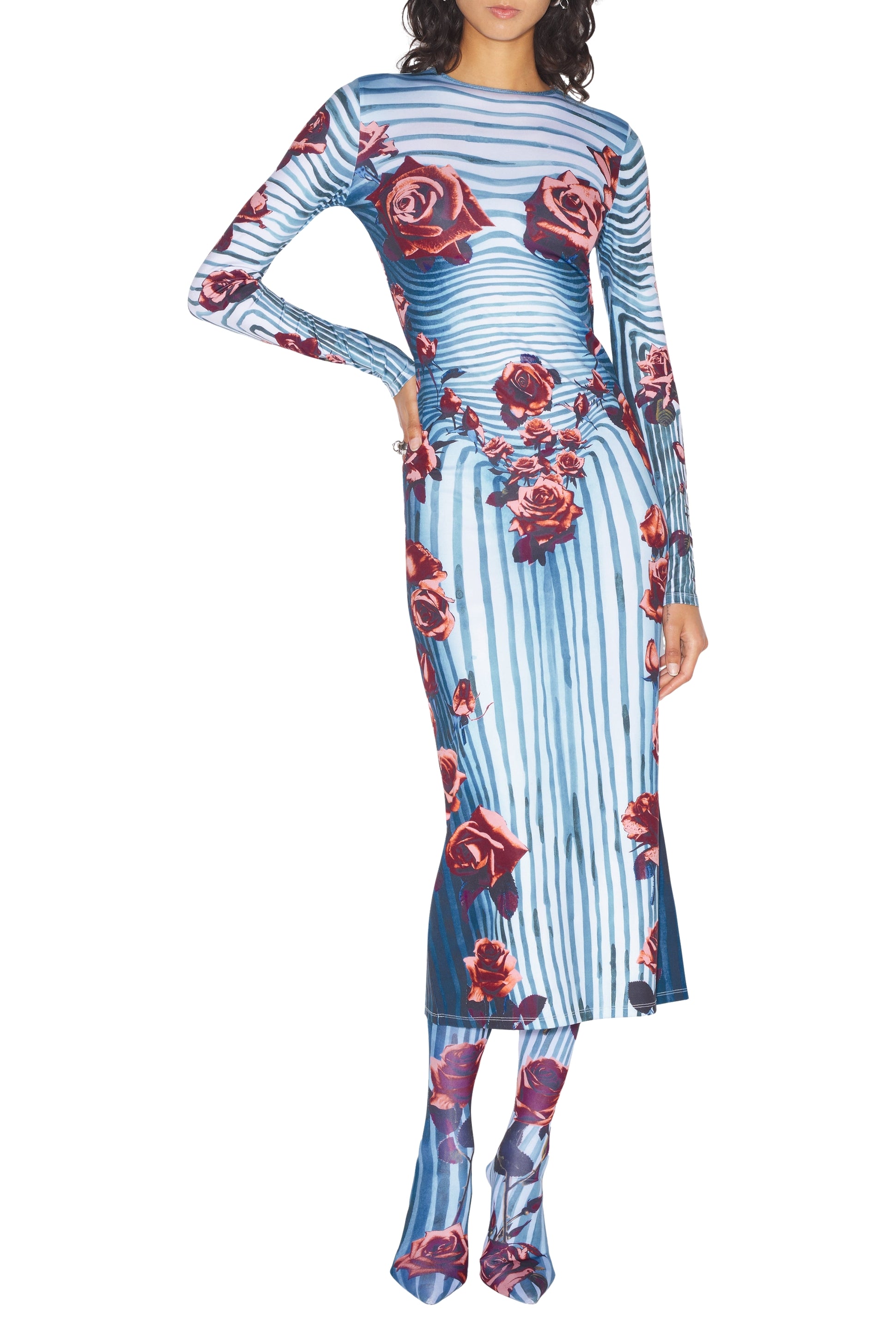 Robe Body Morphing Flower - Blue & Red & White