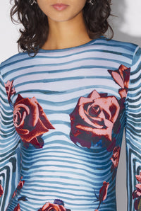 Robe Body Morphing Flower - Blue & Red & White