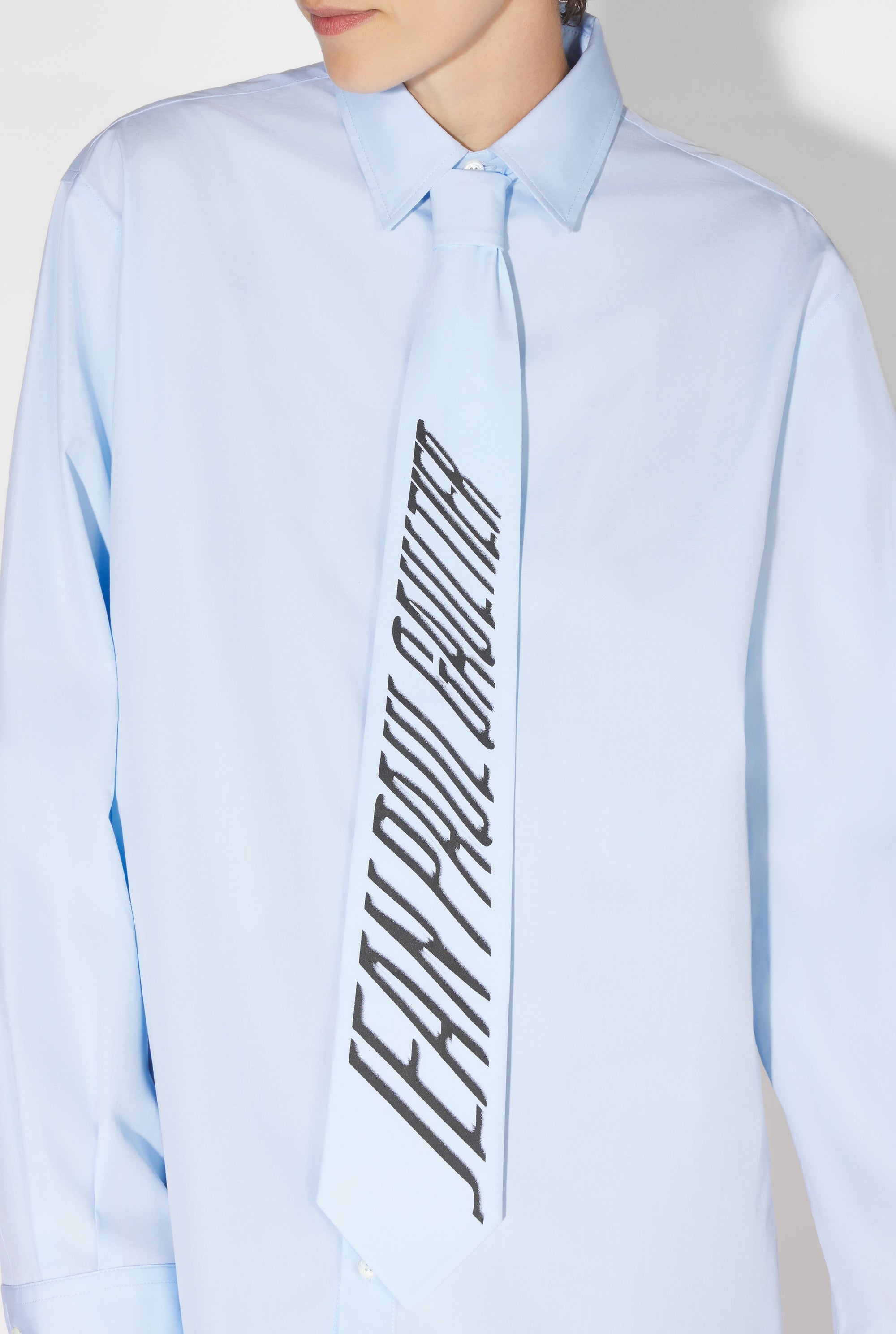 Chemise imprimée avec cravate - Baby Blue & Black