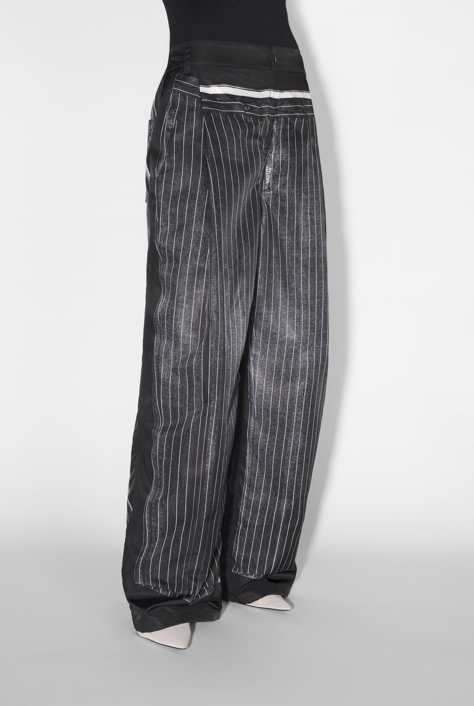 Pantalon à rayures imprimé en satin - Black & White