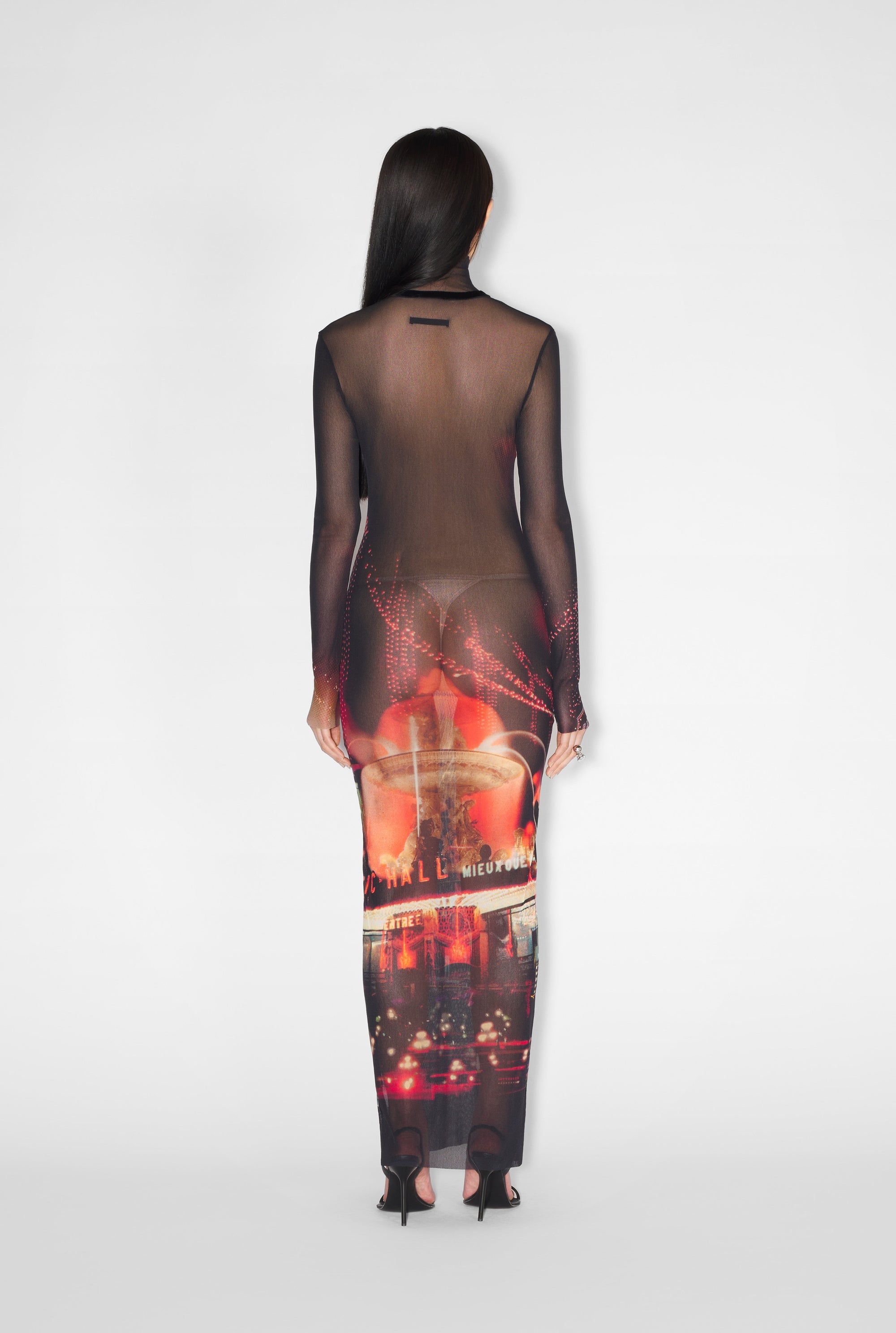 Robe longue imprimée en tulle - Black & Red & Orange