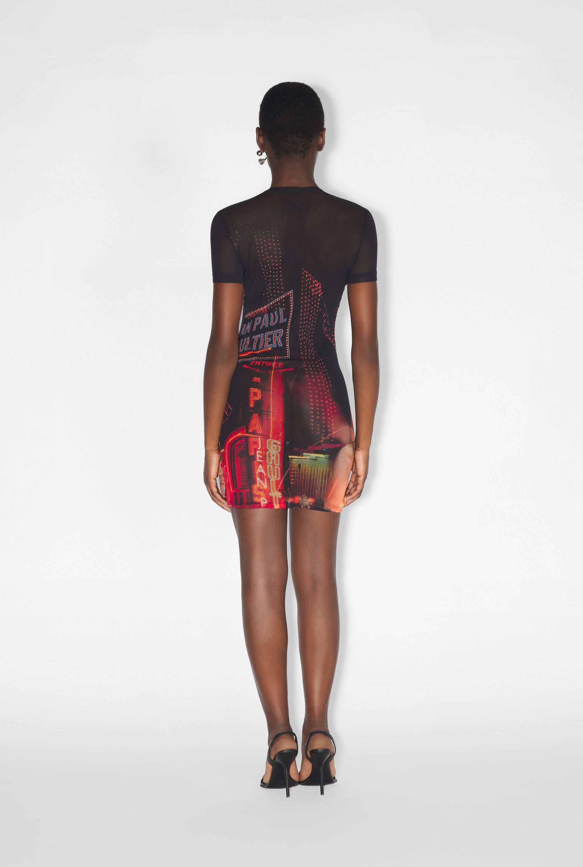 Robe courte imprimée en tulle - Black & Red & Orange