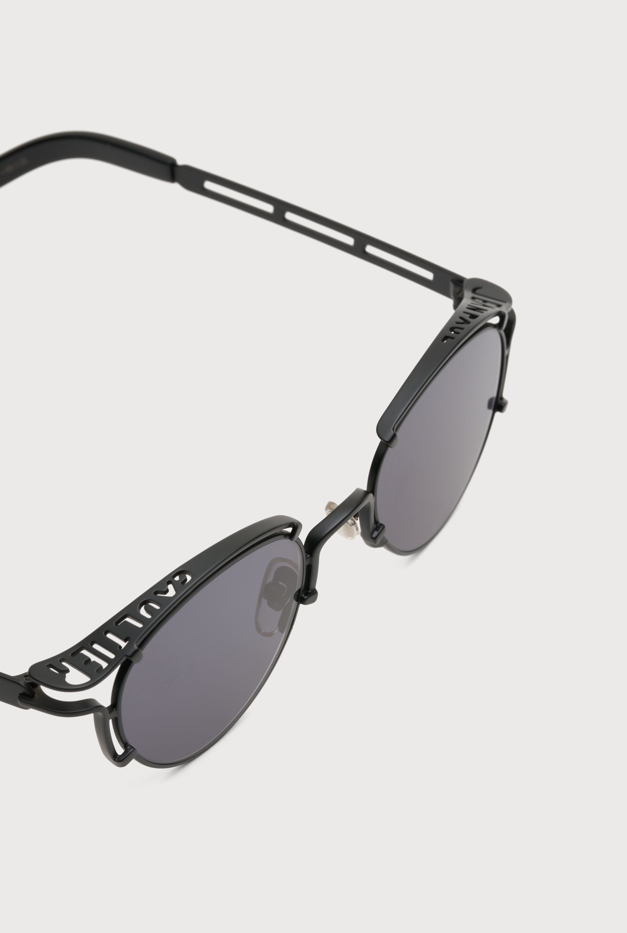 Lunettes de soleil unisexe Sourcil - Black