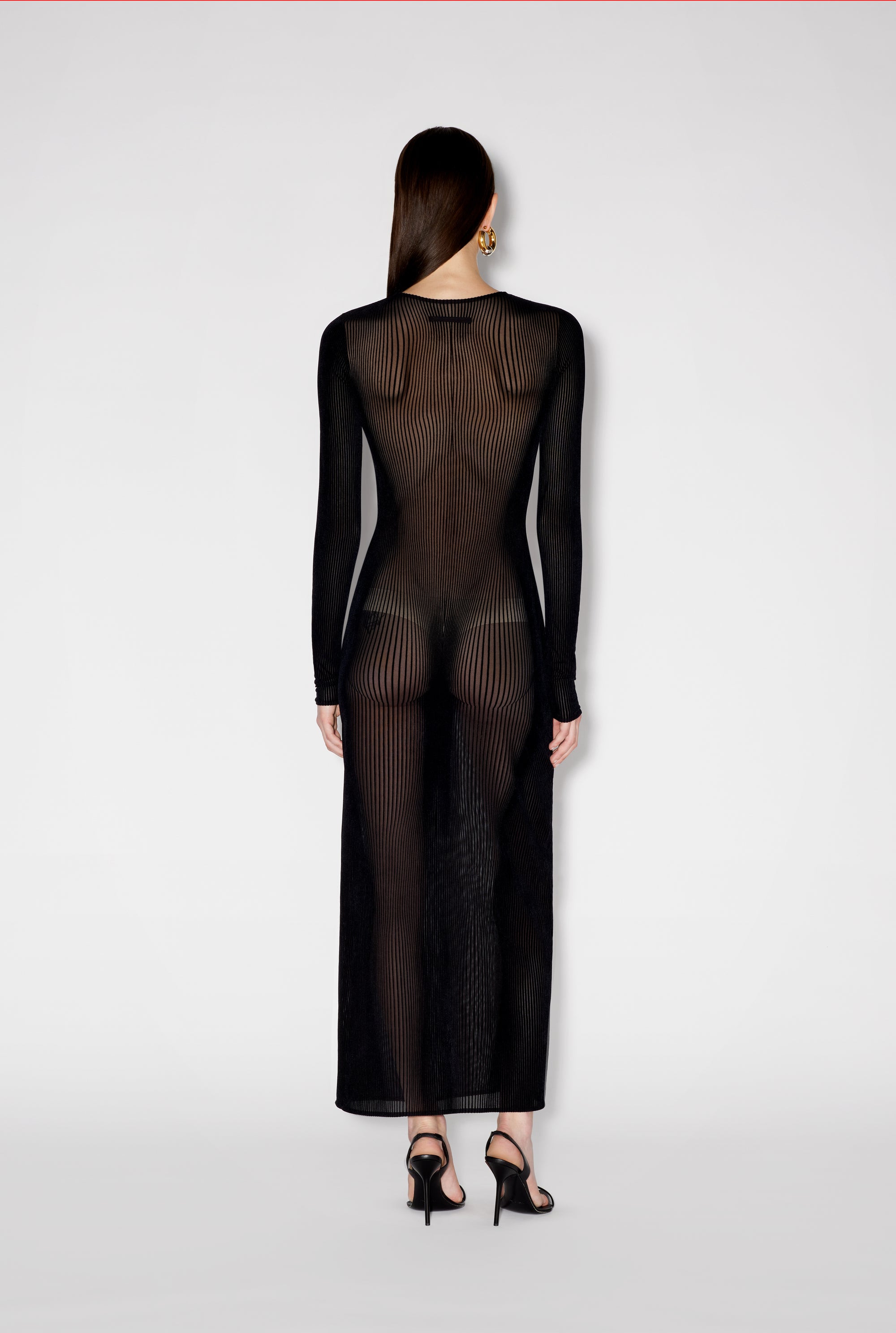 Robe Morphing Pinstripes - Black & Black