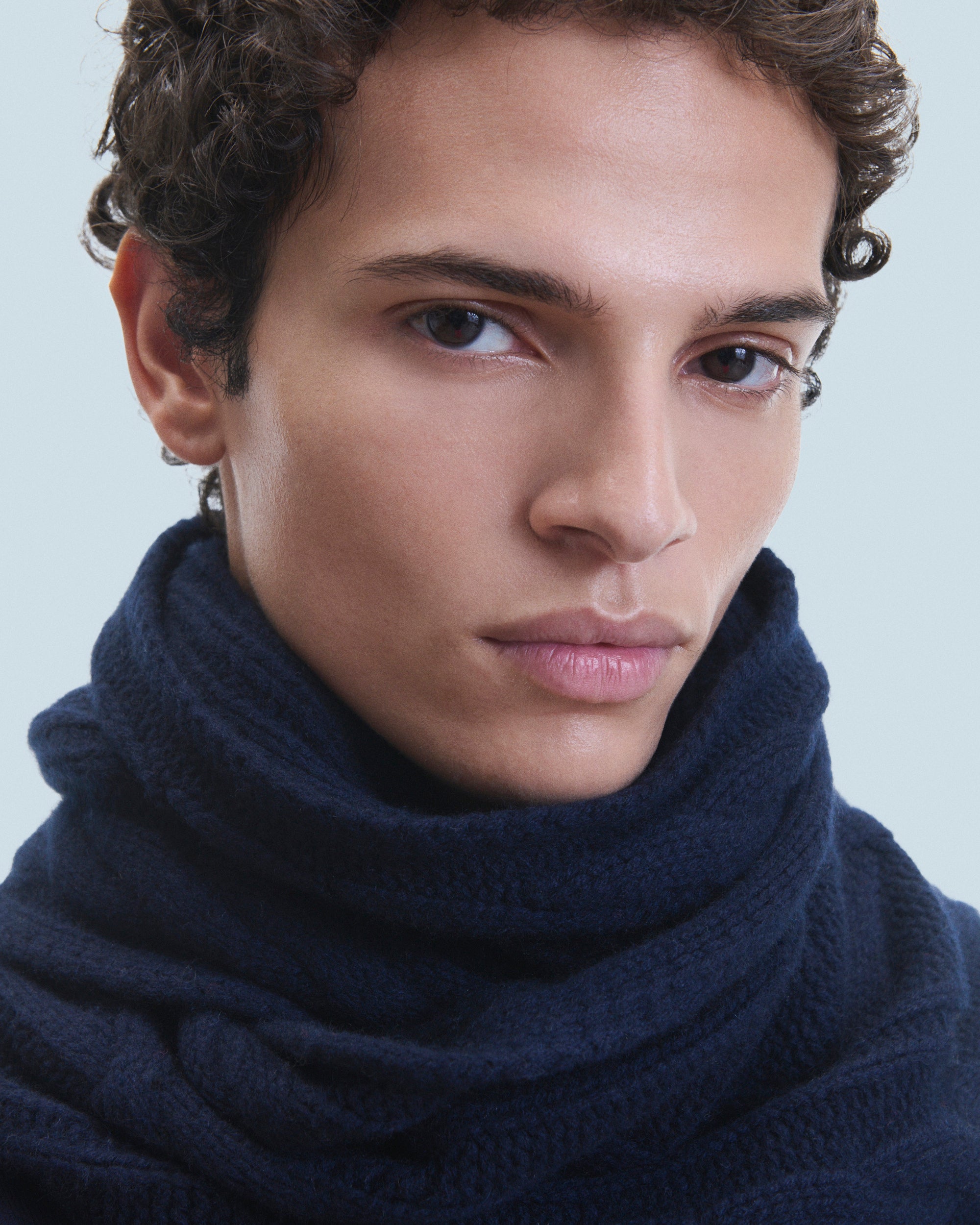 NAVY / NEW / QTY : 53 / Echarpe à Franges à Torsades - Navy