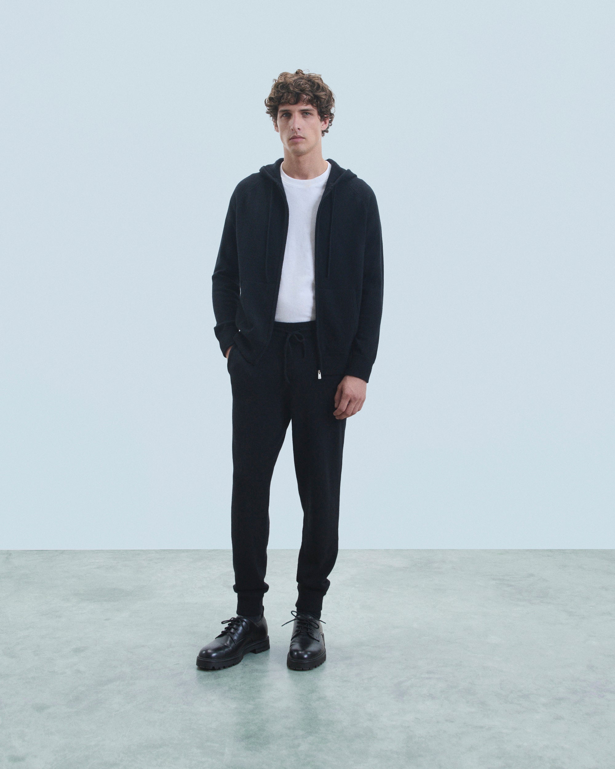 NOIR / NEW / QTY : 12 / Jogging Droit Basique - Noir