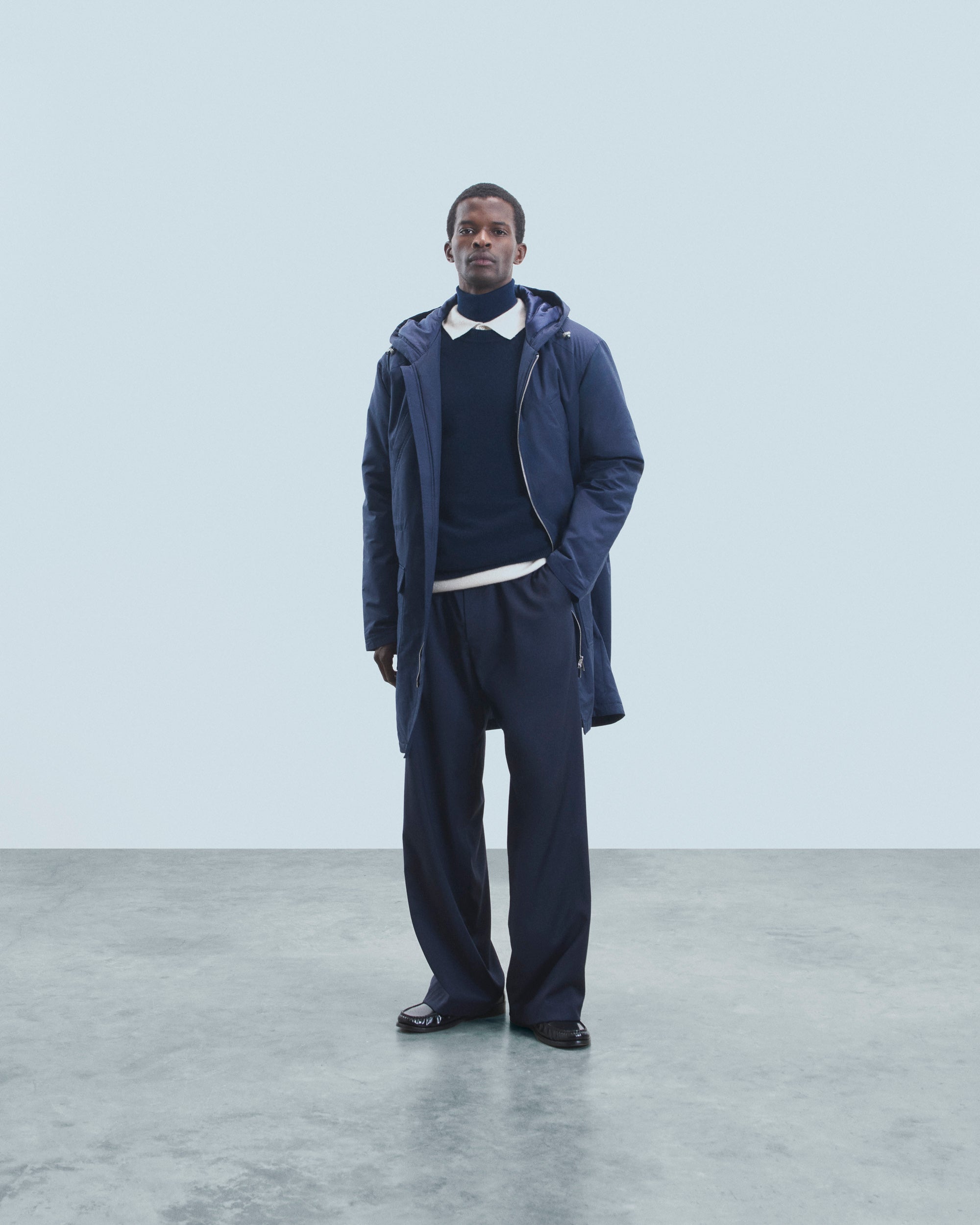 NAVY / NEW / QTY : 115 / Outerwear Parka - Navy