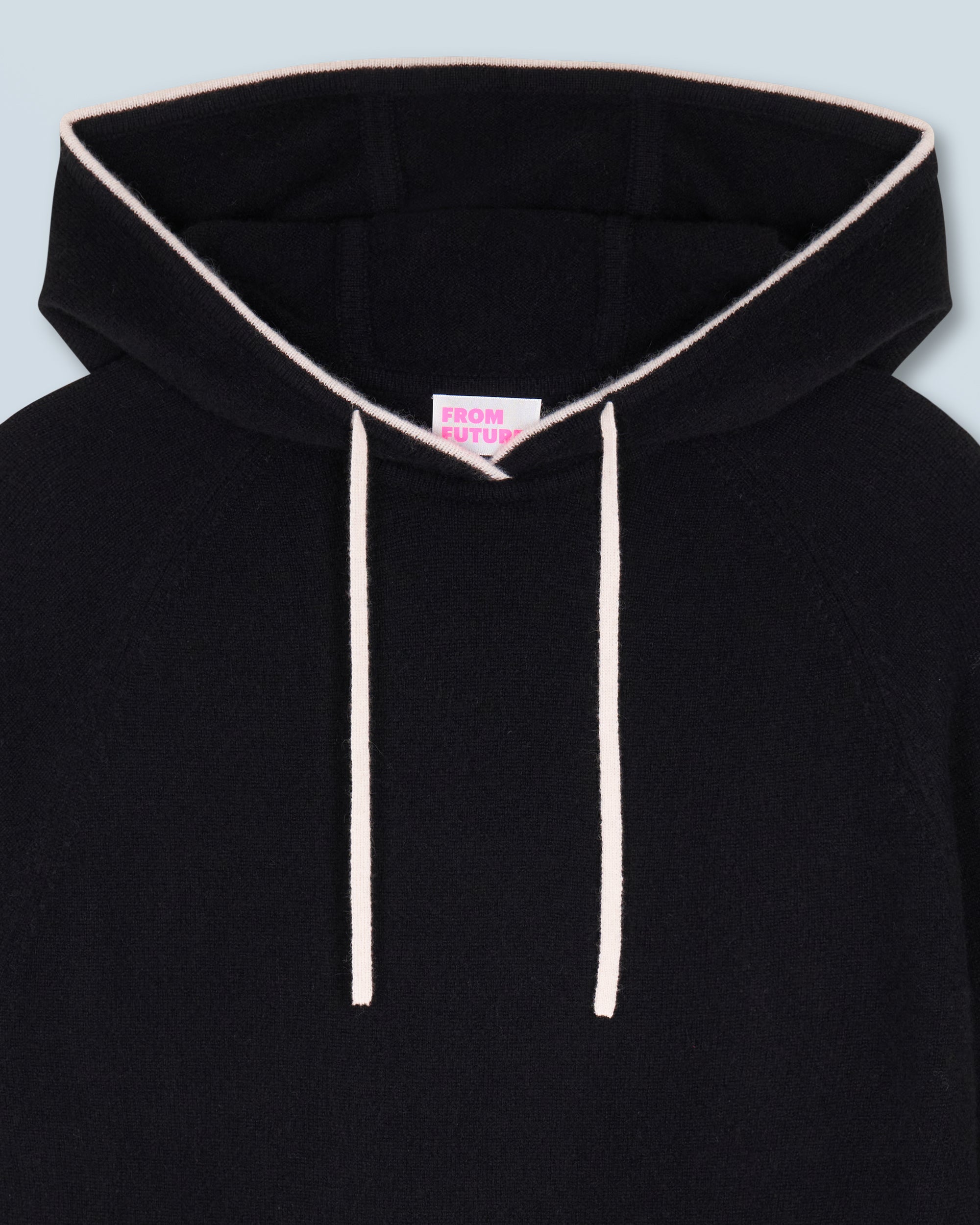 NOIR / NEW / QTY : 1 / Pull Hoodie Liserets Contrastes Léger - Noir