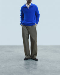 Pull oversize à col camionneur en cachemire - Pop Blue