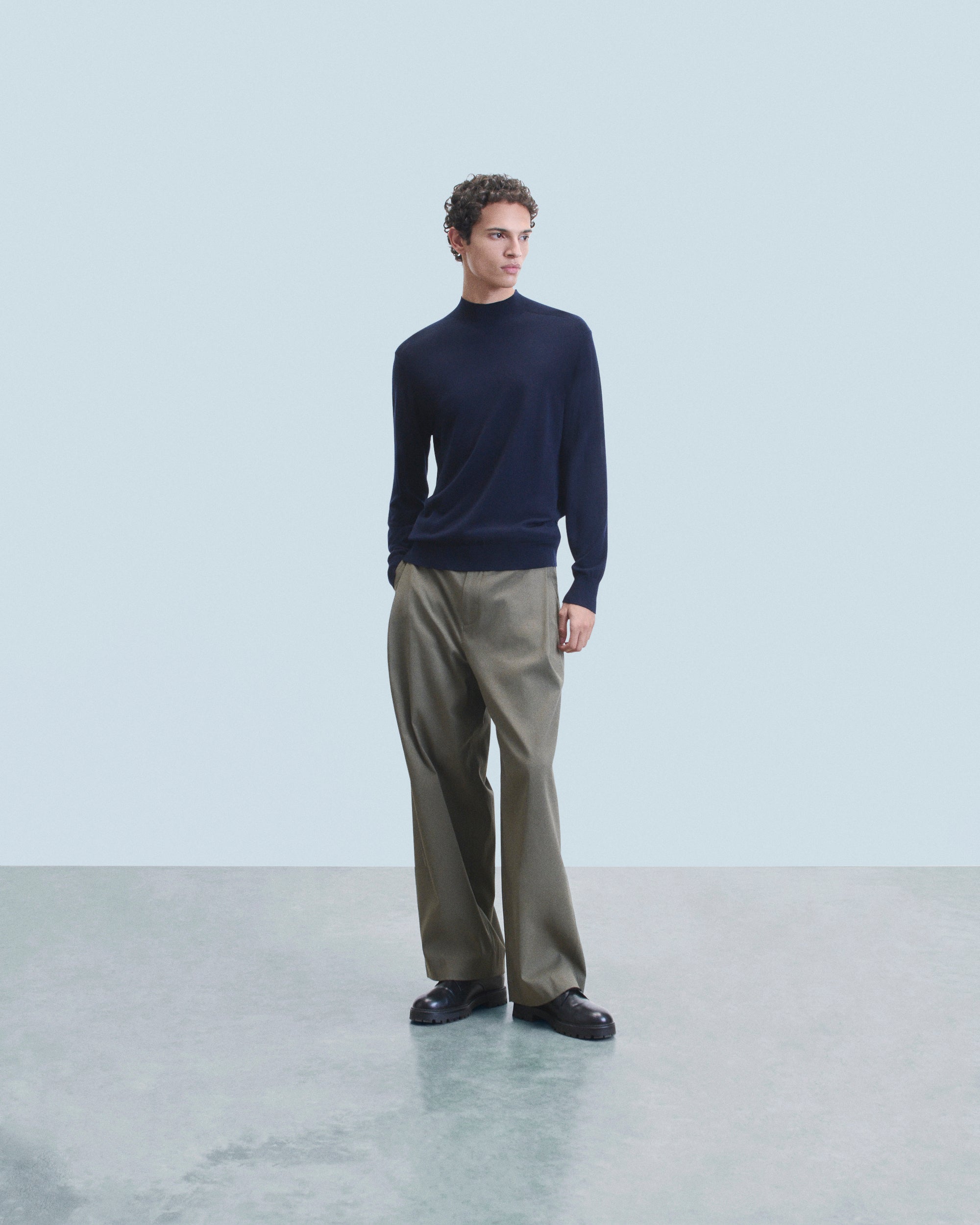 NAVY / DJV / QTY : 1 / Pull Col Montant - Navy