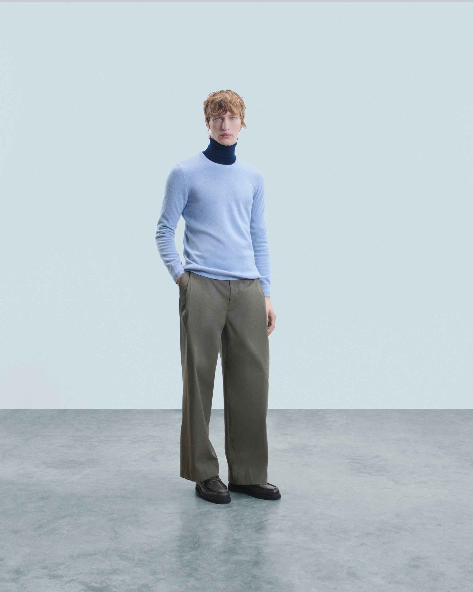 CLOUD BLUE / NEW / QTY : 9 / Pull Col Rond Basique - Cloud Blue