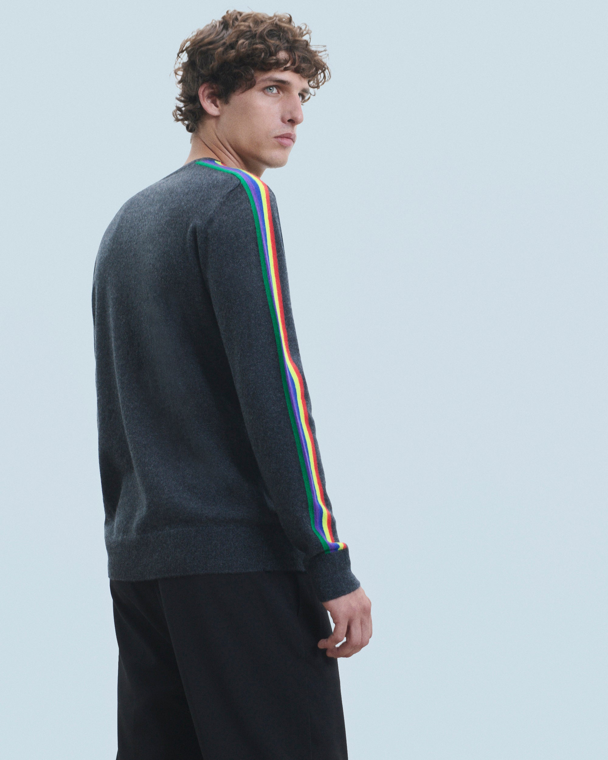 ANTHRACITE / NEW / QTY : 18 / Pull Col Rond Bandes Manches Multicolore - Anthracite