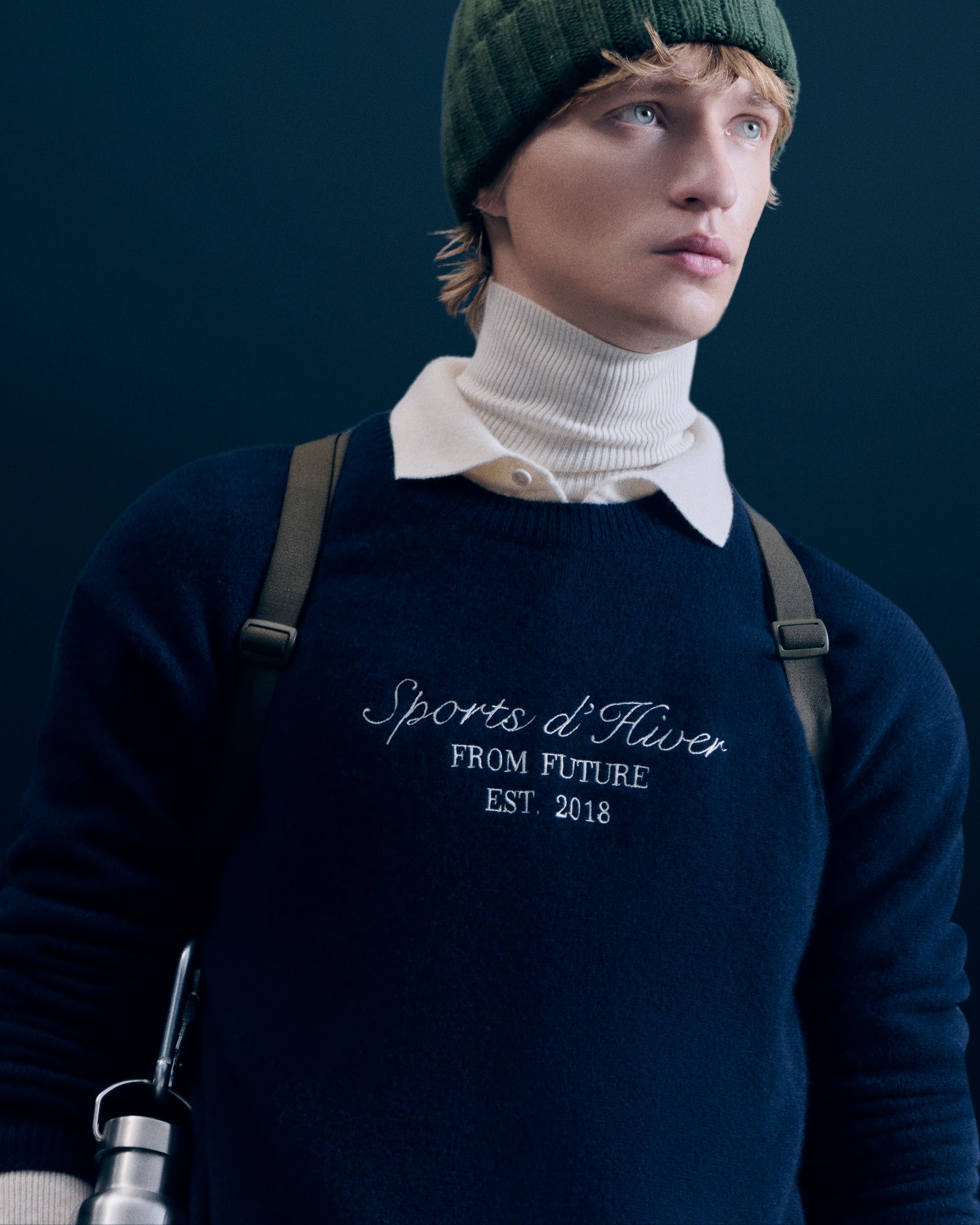 NAVY / NEW / QTY : 35 / Pull Col Rond - Navy
