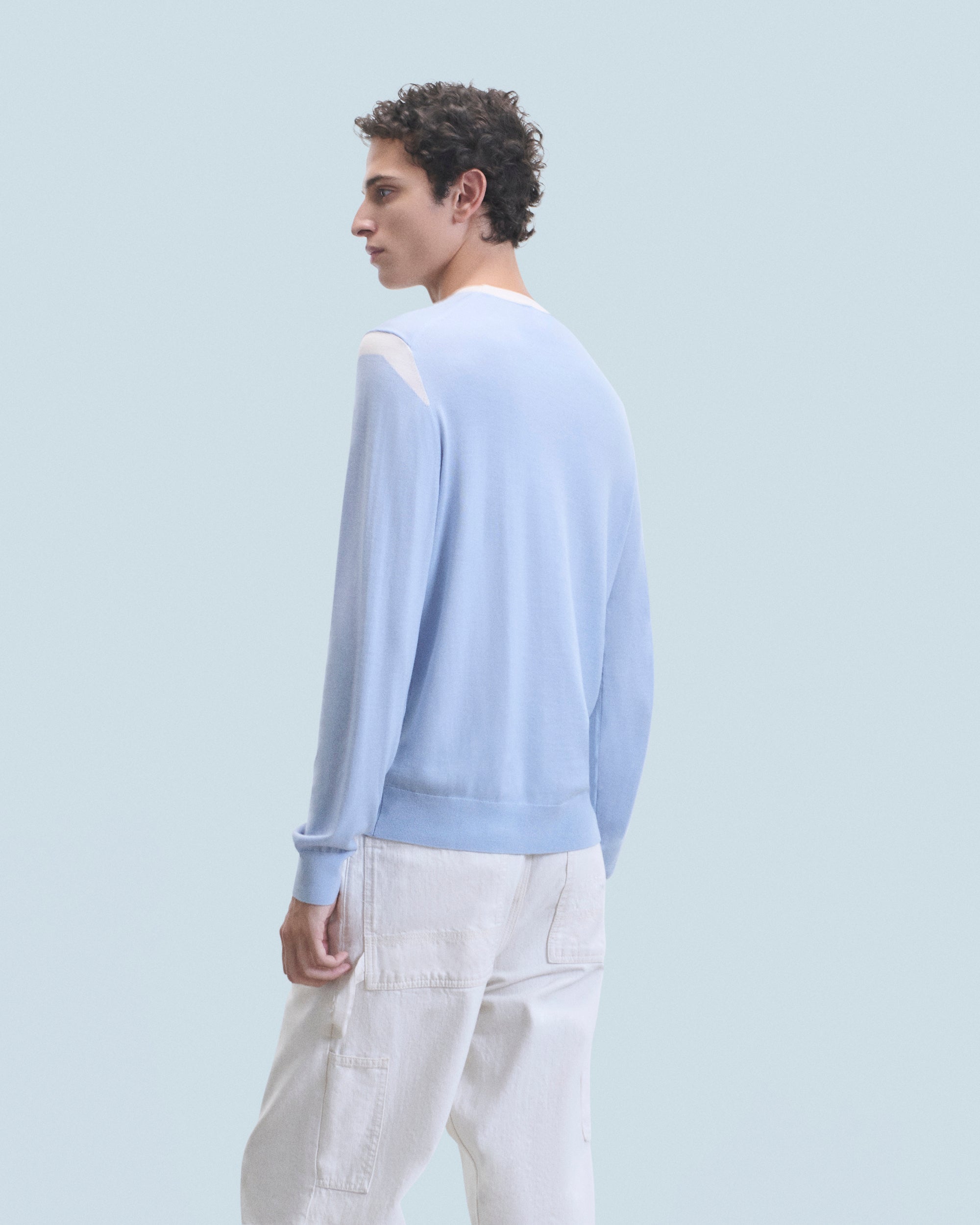 CLOUD BLUE / DJV / QTY : 18 / Pull Col Rond - Cloud Blue