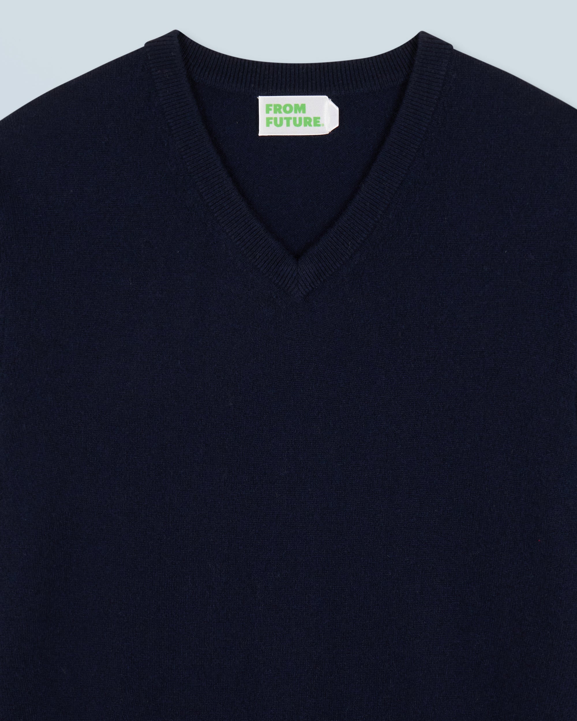 NAVY / NEW / QTY : 4 / Pull Col V Basique - Navy