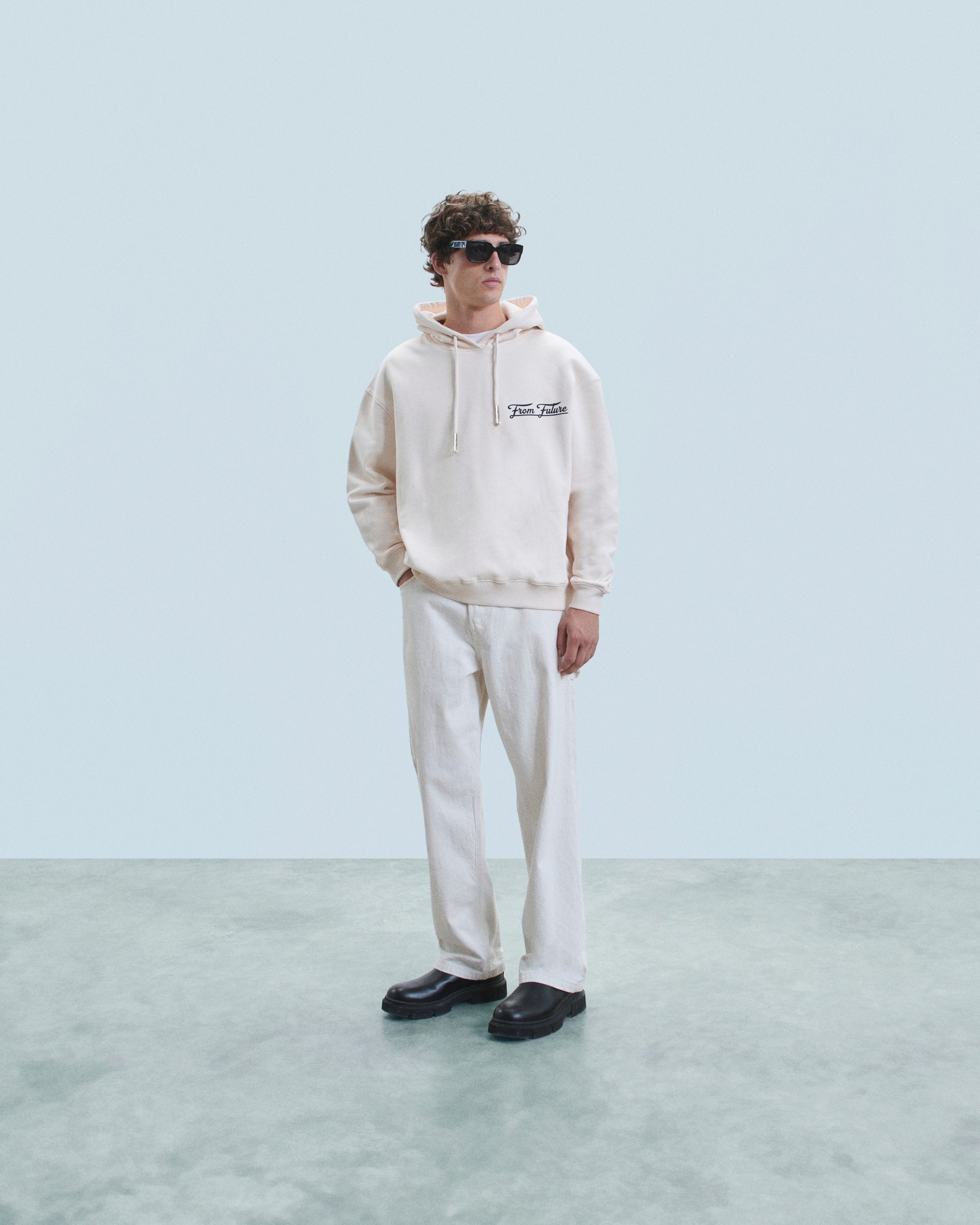 SABLE / NEW / QTY : 15 / Sweatshirt Hoodie Marché Aux Fleurs - Sable