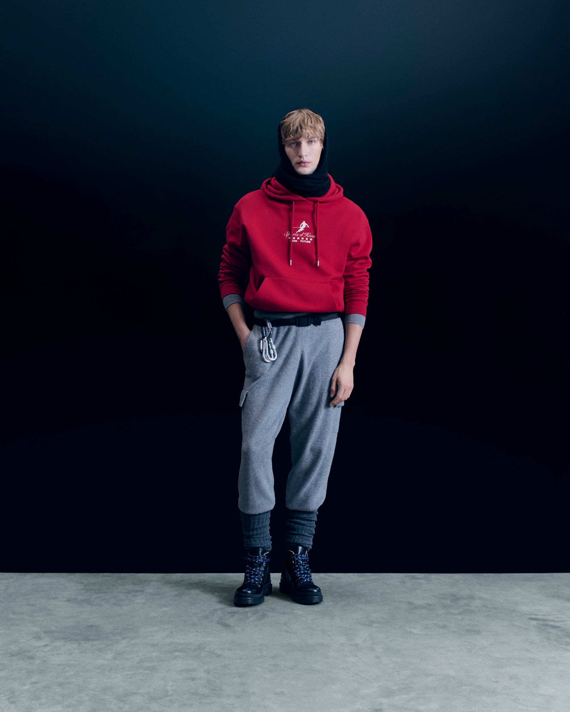 Y. ONLY PORTE / DARK RED / NEW / QTY : 57 / Sweatshirt Hoodie Ski Club - Dark Red