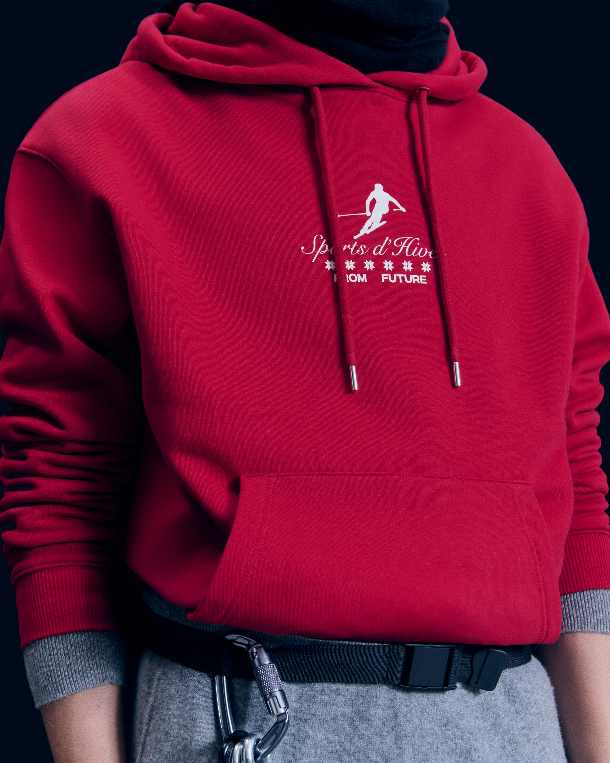 Y. ONLY PORTE / DARK RED / NEW / QTY : 57 / Sweatshirt Hoodie Ski Club - Dark Red