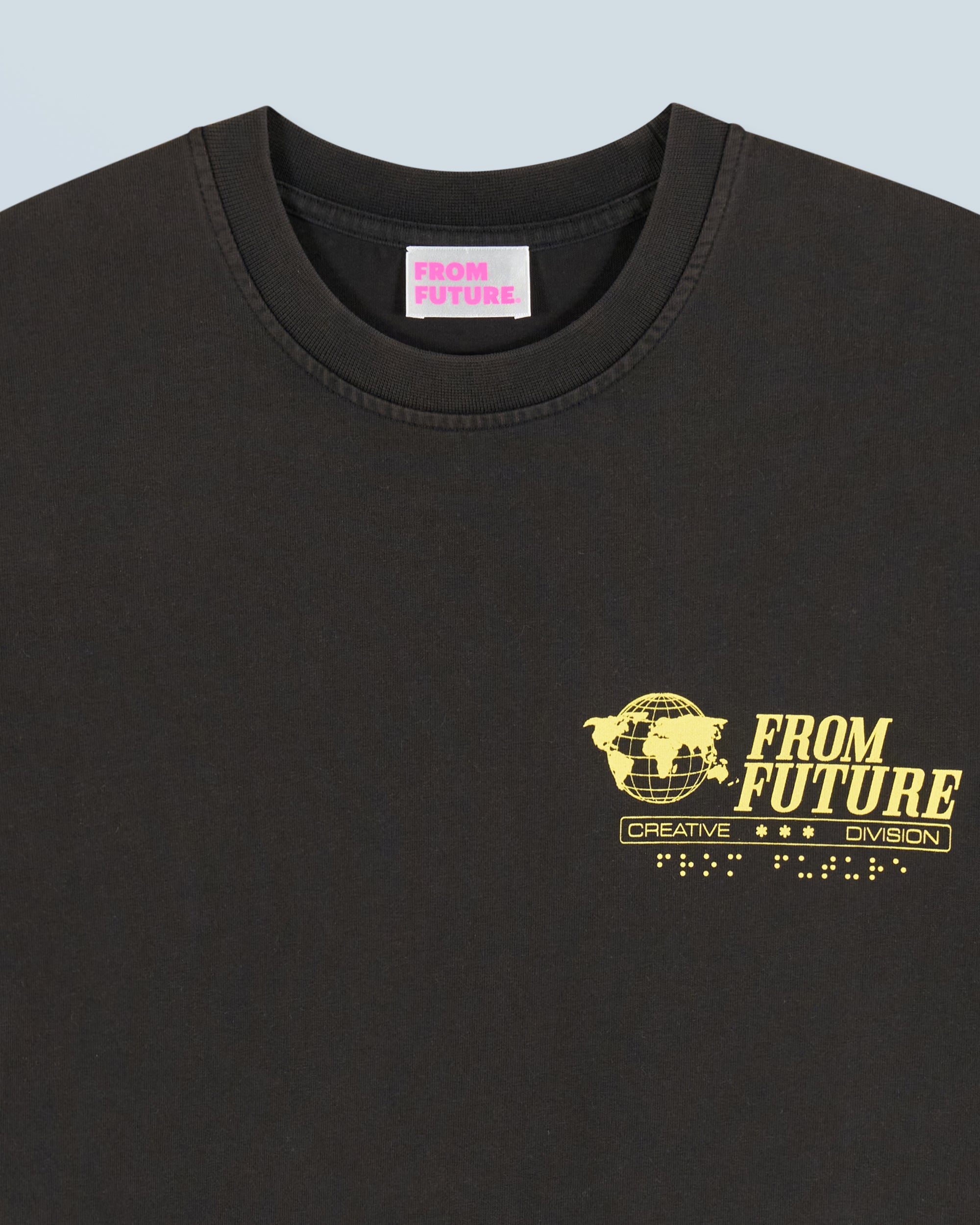 Y. ONLY PORTE / WASHED BLACK / NEW / QTY : 23 / T-shirt Col Rond Manches Courtes From Future Ups - Washed Black