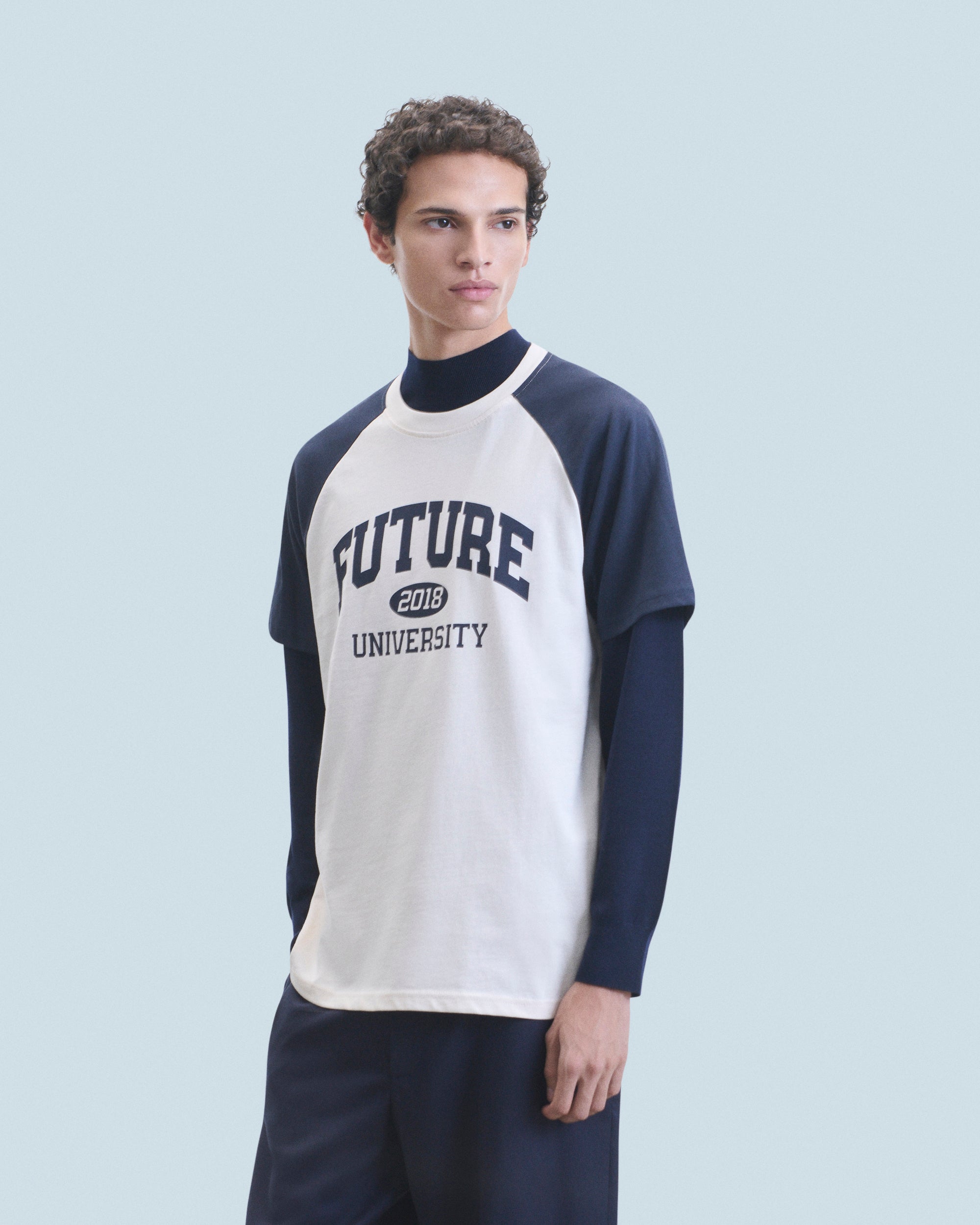 SABLE / NEW / QTY : 87 / T-shirt Col Rond Manches Courtes Future University - Sable