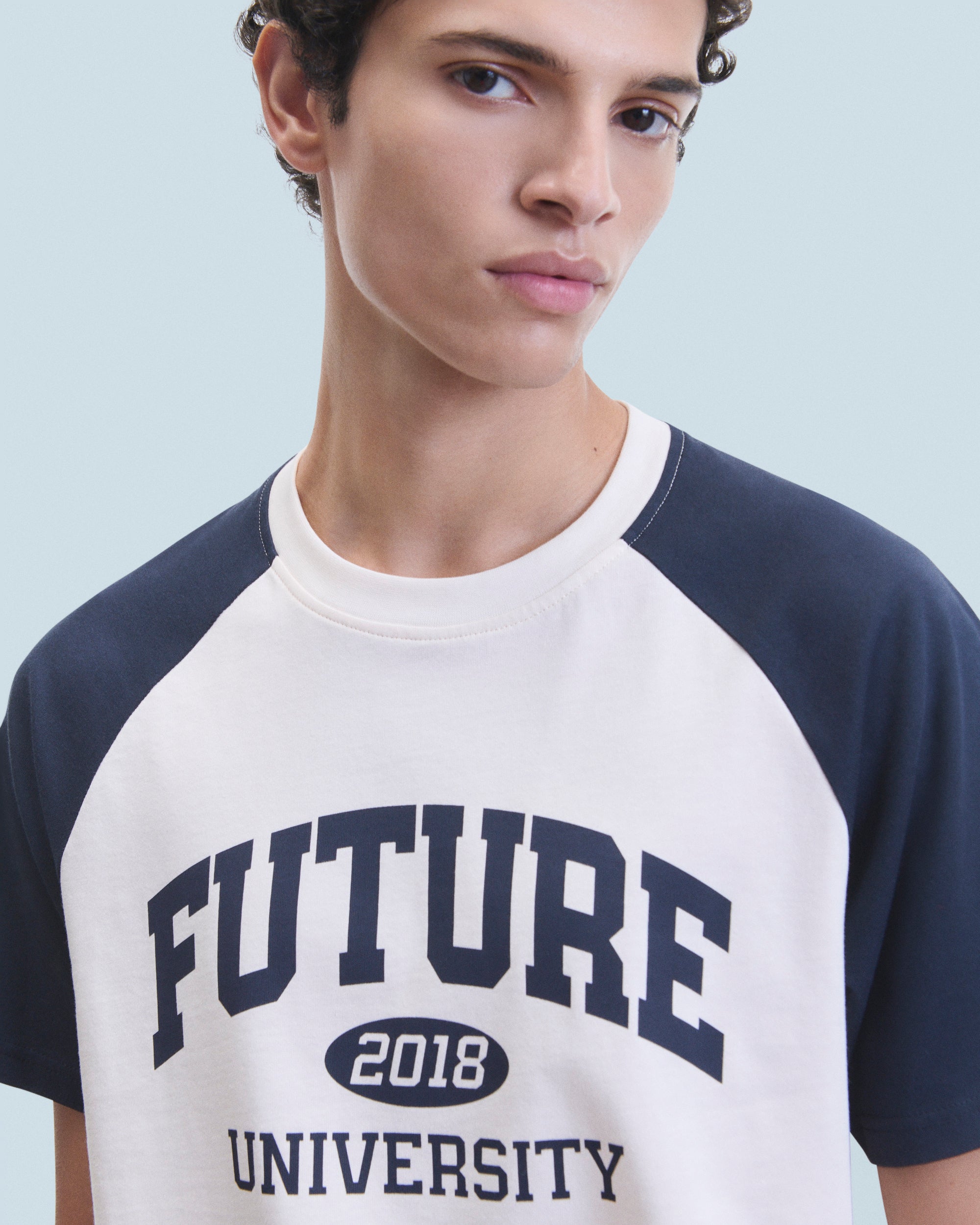 SABLE / NEW / QTY : 87 / T-shirt Col Rond Manches Courtes Future University - Sable