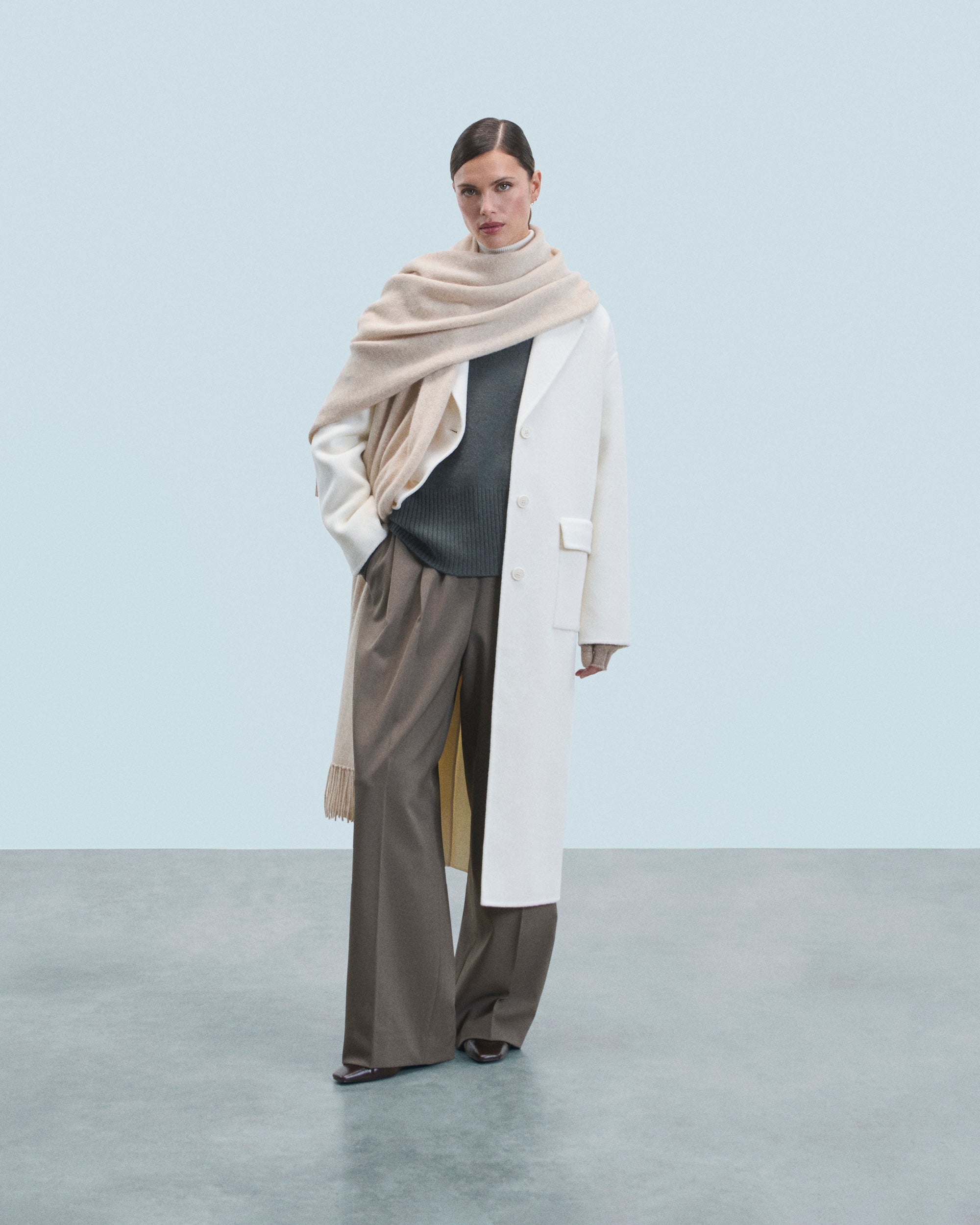 ECRU / NEW / QTY : 62 / Outerwear Manteau Poches - Ecru