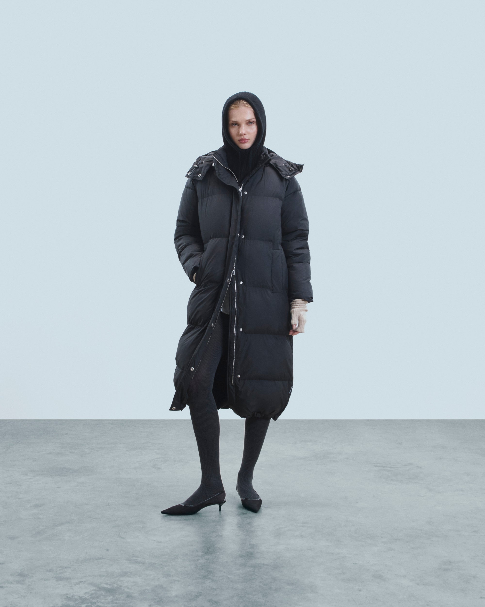 NOIR / NEW / QTY : 37 / Outerwear Doudoune Longue - Noir