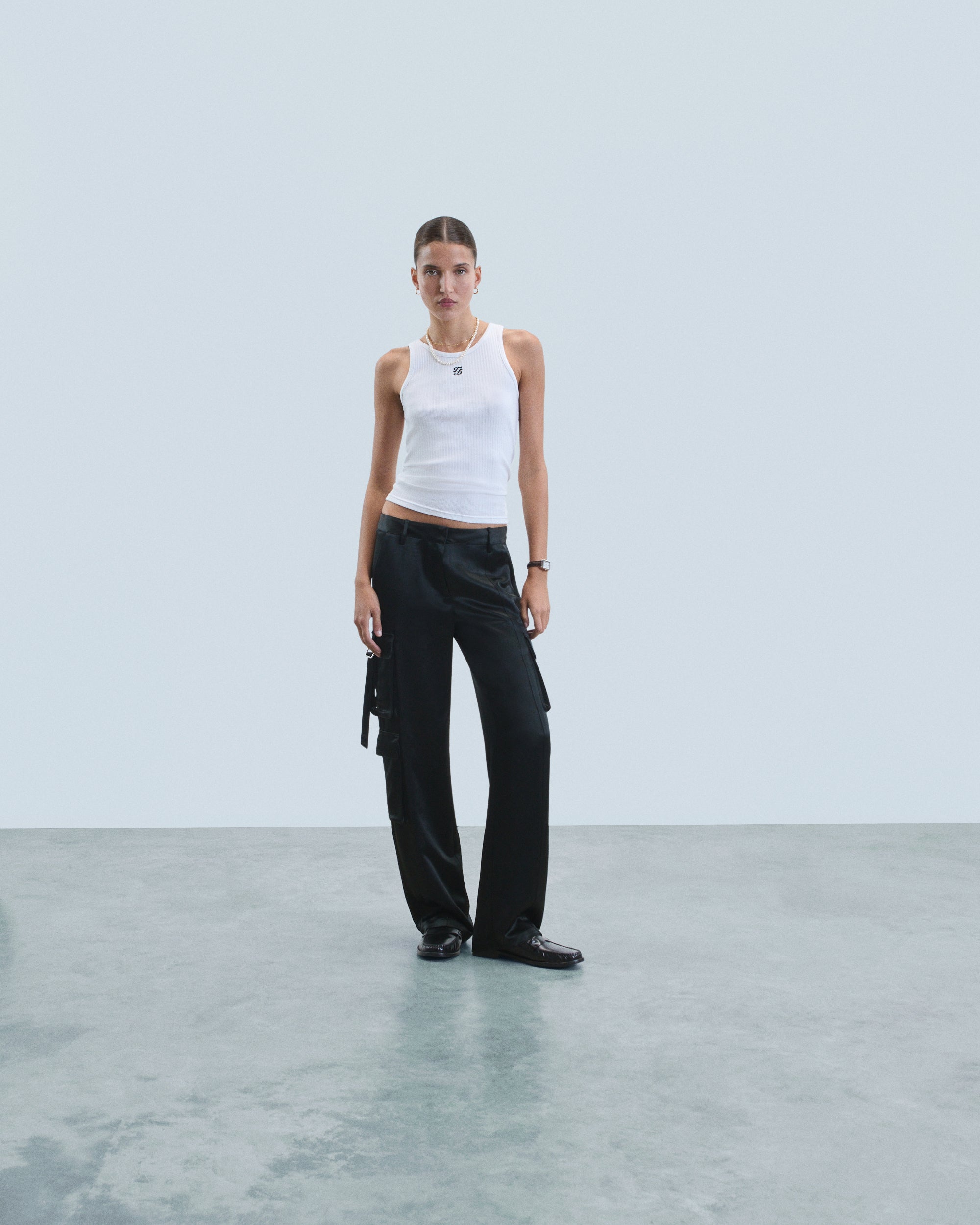 NOIR / NEW / QTY : 17 / Pantalon Cargo - Noir